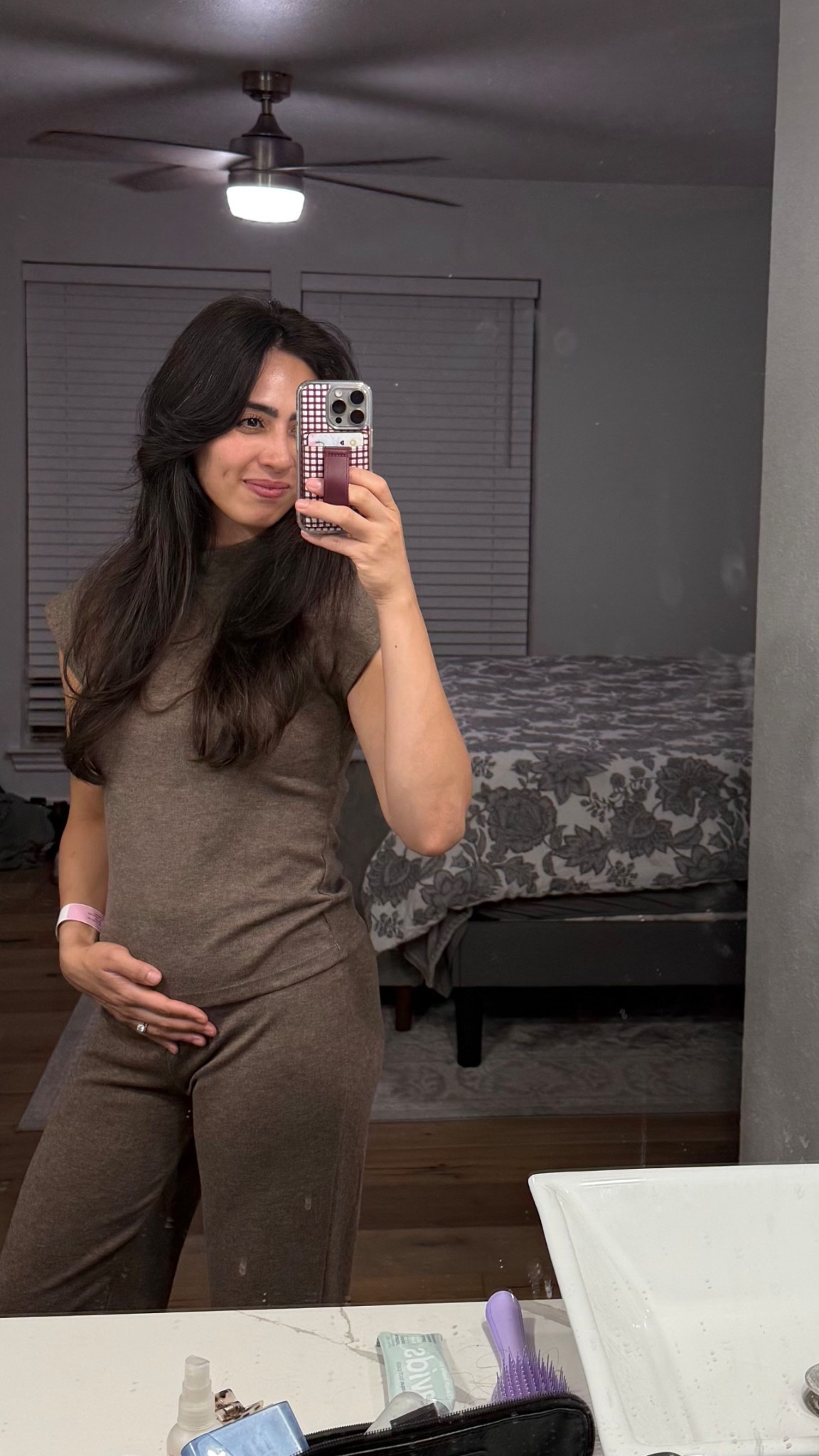 The softest set 🤎 perfect for fall, travel, home set, or run errands. 

#LTKFindsUnder50 #LTKSeasonal #LTKStyleTip