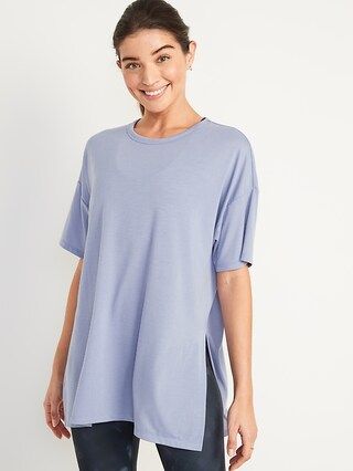 Oversized UltraLite All-Day Performance T-Shirt for Women | Old Navy (US)