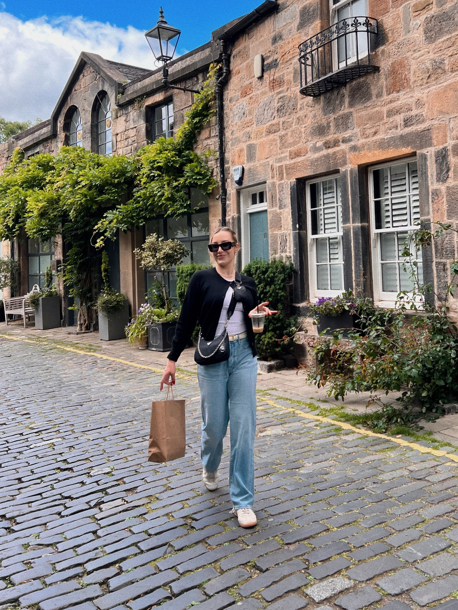Euro shopping look in the best Marks and Spencer cashmere cardi I got in two colors (it’s machine washable and under $200 🙌🏼)

#LTKFindsUnder100 #LTKSummerSales #LTKStyleTip