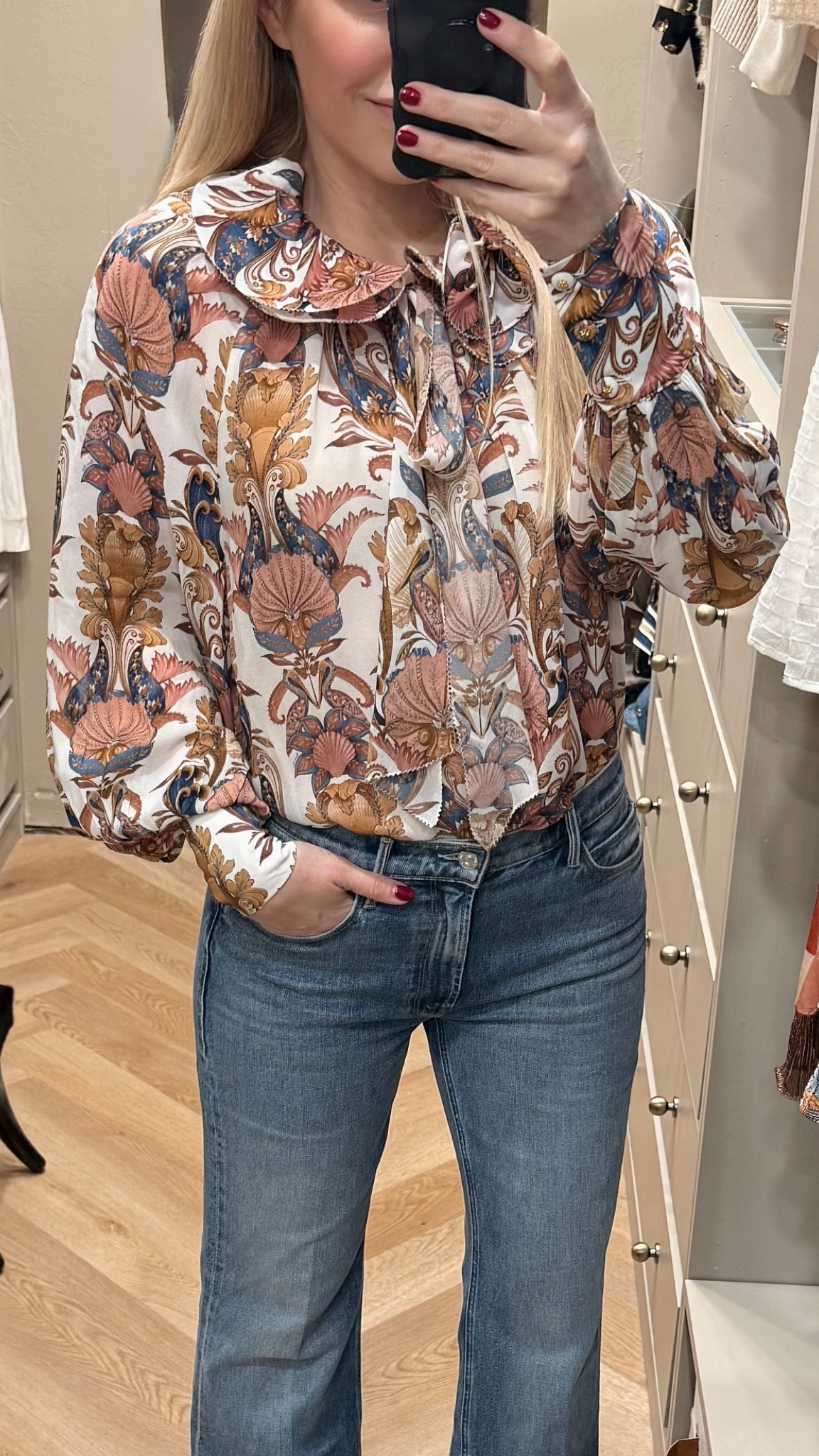 Spring outfit 
**JEANS RUN SMALL BUT HAVE A LITTLE STRETCH**
I sized down for a more loose fit - they do run on the smaller side 