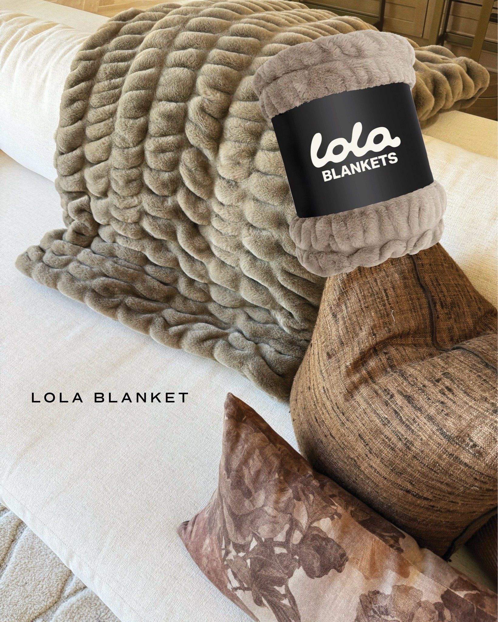 Lola blanket throw is one of my favorite home blankets