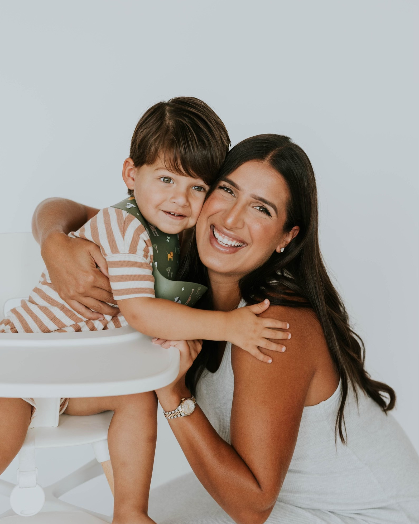 So excited to launch Evribrand.com! We’re launching silicone bibs, placemats, suction plate (that sticks to stokke Tripp trapp too!!), spoons, and wet/dry pouch. 

Also linking our outfits - toddler outfit and ribbed dress from Target fashion 

#LTKKids #LTKBump #LTKBaby