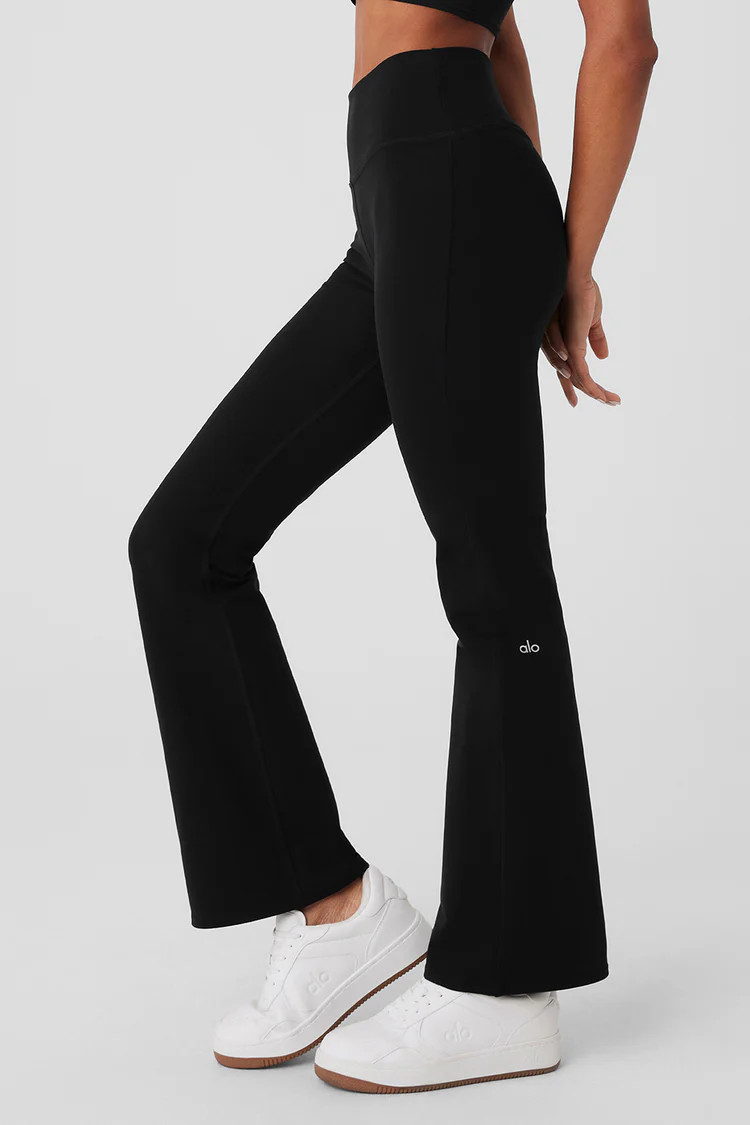Airbrush High-Waist Flare Legging - Black | Alo Yoga (US)