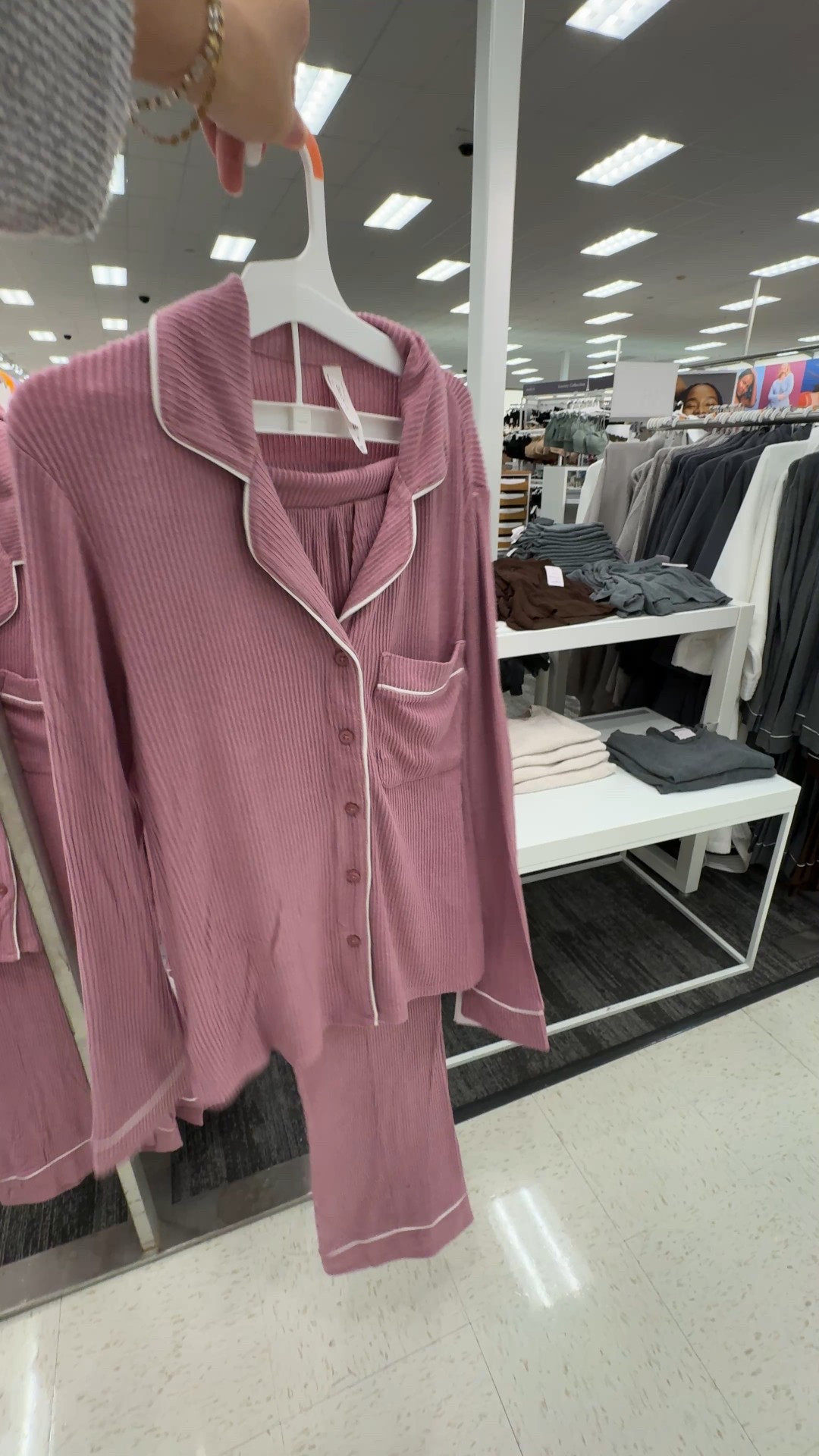 My fave color and in the cutest ribbed pajama set from target! Runs true to size 

#LTKMidsize #LTKU #LTKSeasonal