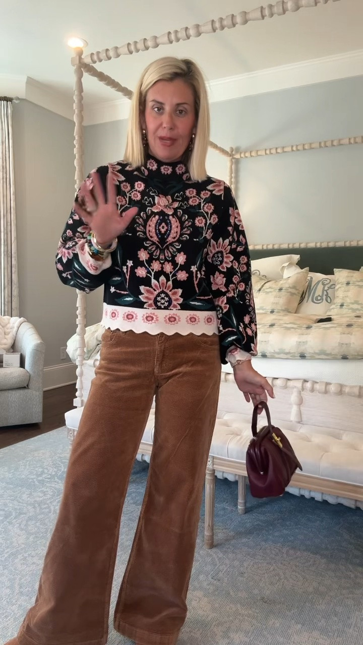 My favorite new sweater…loving the print and scallop detail! 
Sweater - xs
Pants - 26
Clogs - 8 tts 

*code mixandmatch15 at Avara

#LTKOver40 #LTKPetite #LTKSeasonal