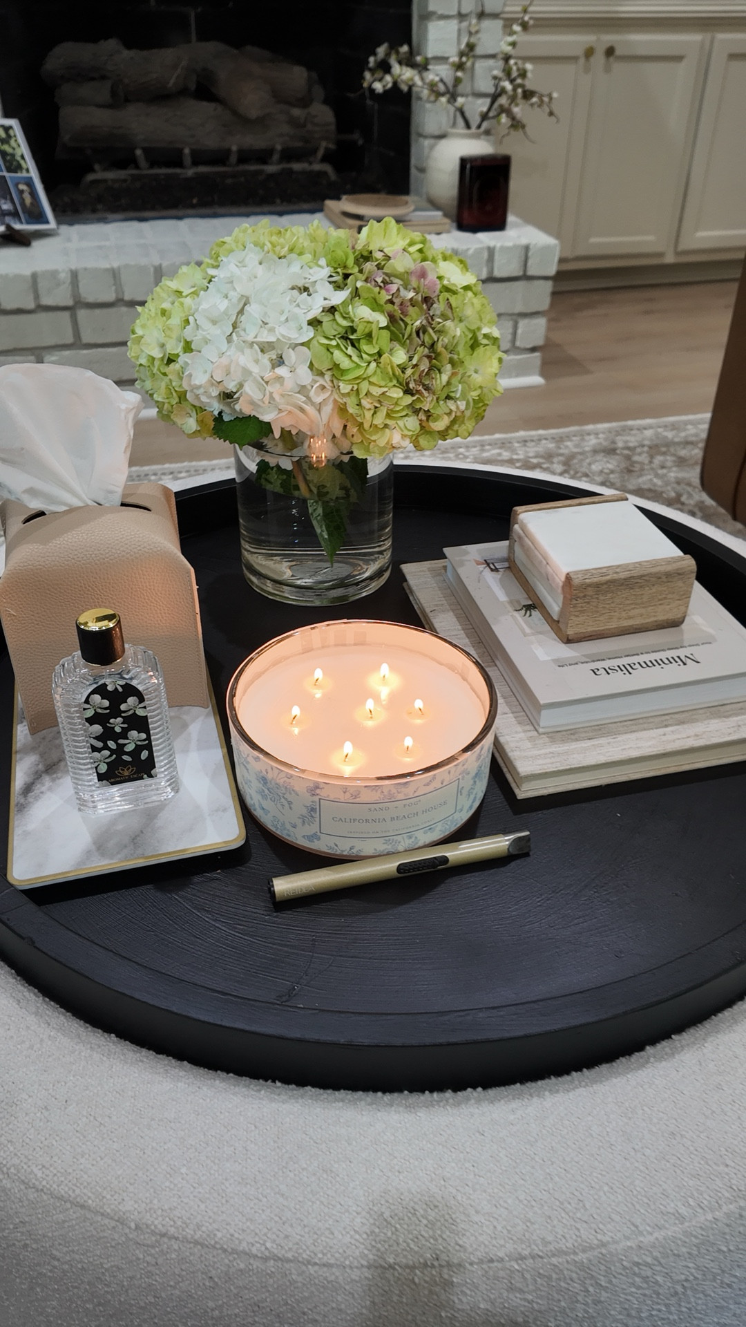 How to style your coffee table to look like it came straight out of a designer magazine ✨

The little details elevate your entire space and make your home feel luxurious, intentional, and put together 🏡

#CoffeeTableStyling #HomeDecorInspo #LuxuryLiving 