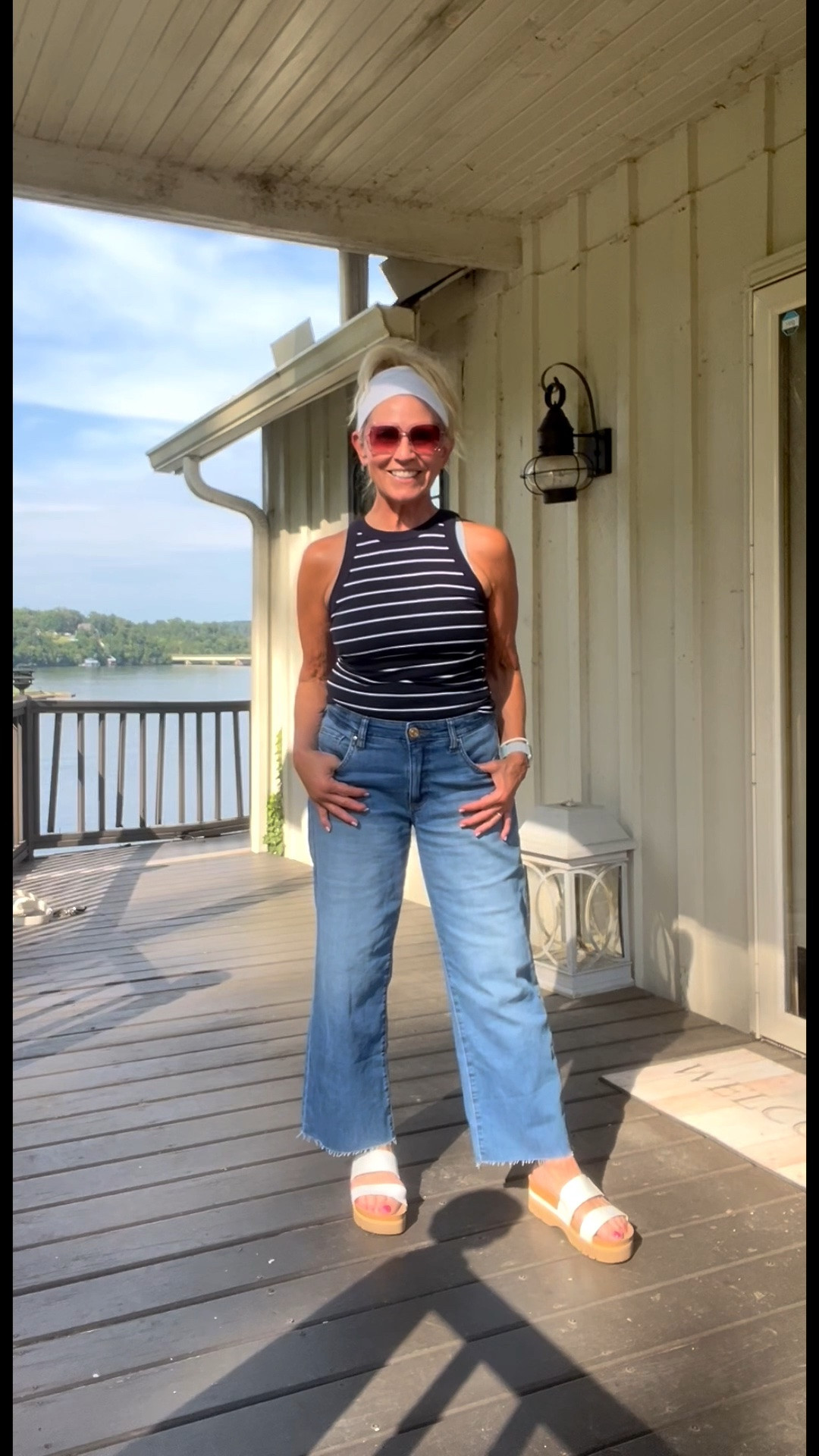 Dinner out with friends! Loving these jeans by KUT with this cute tank from Walmart! Y'all they have some of the cutest tops this summer! ☀️