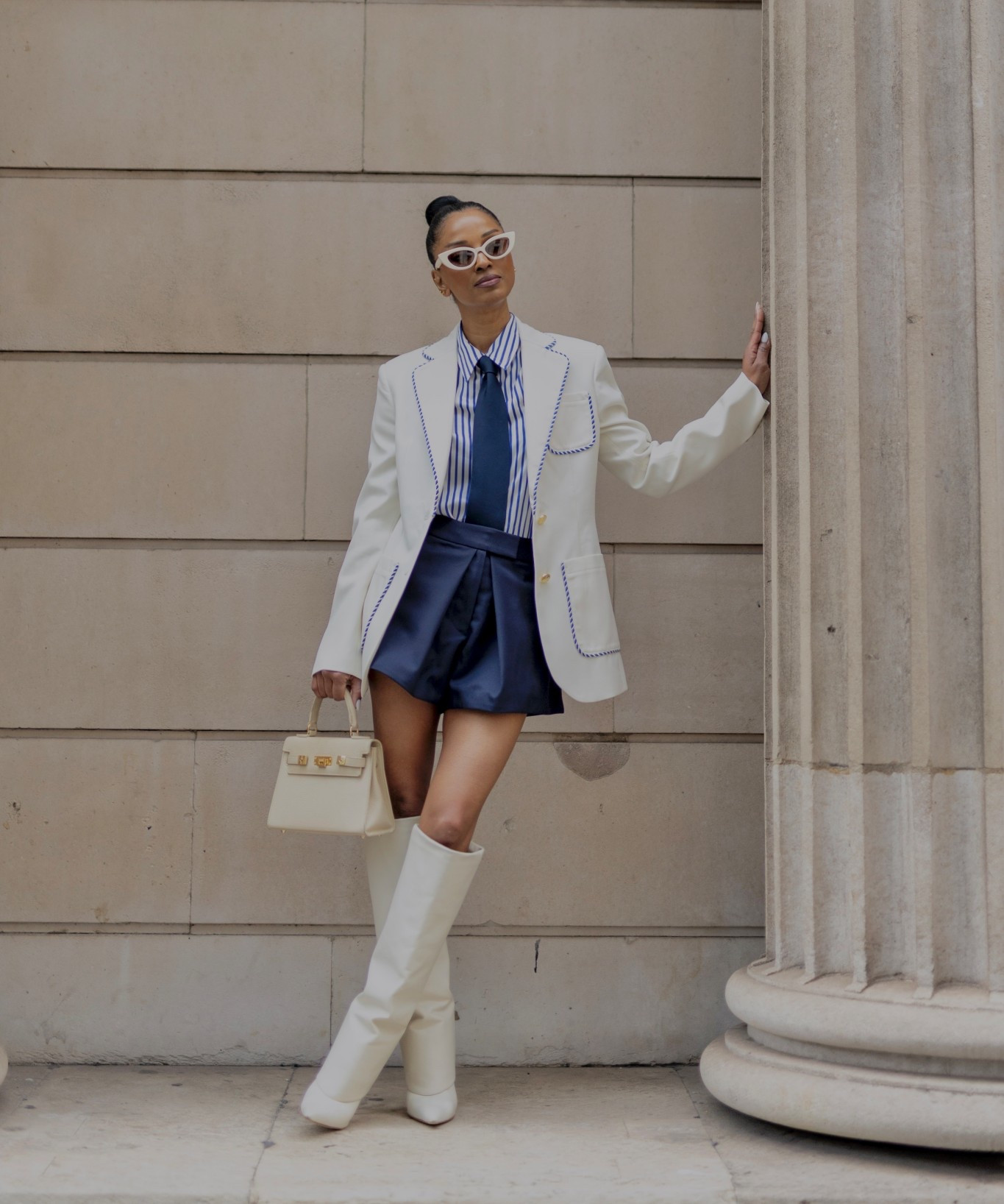 {•CREAM & NAVY•} 

#LTKwinter #LTKluxury #LTKeurope