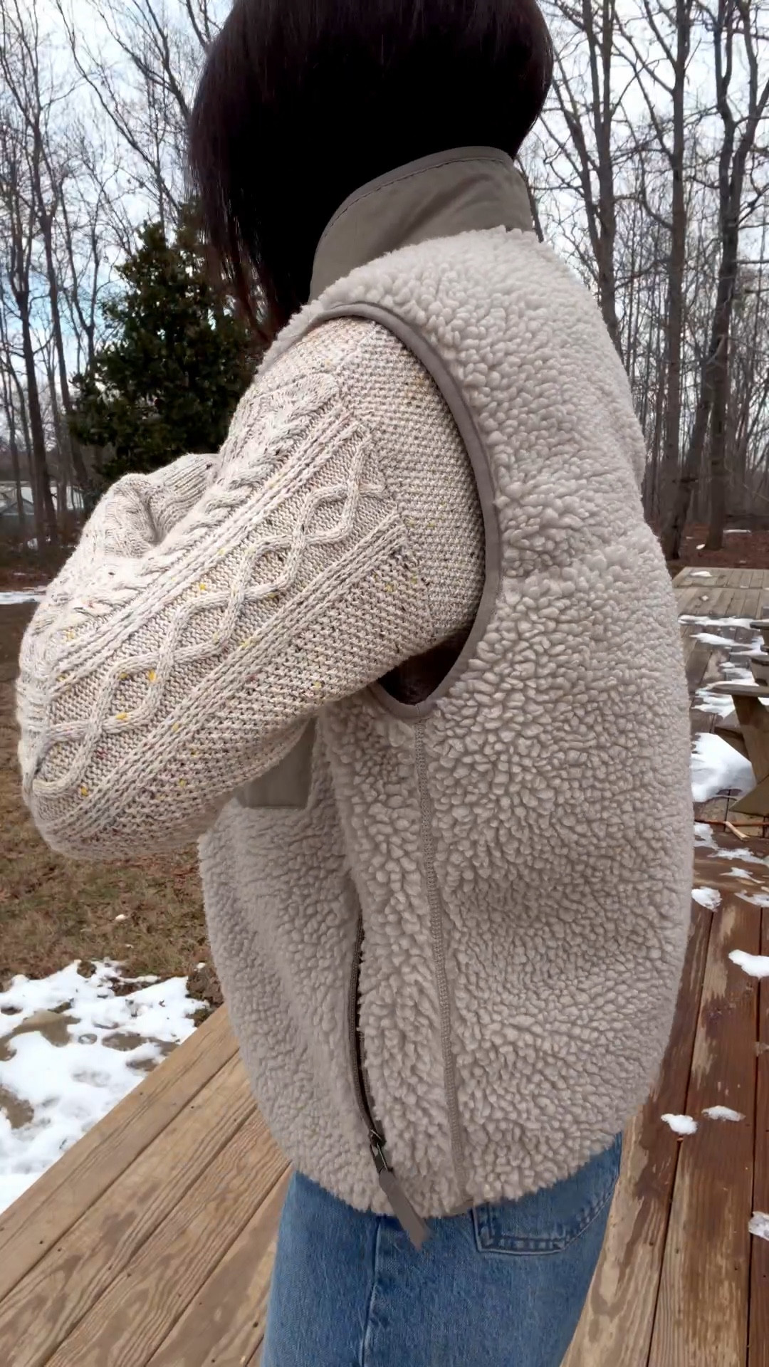 Wearing the 27” jeans and small sweater, medium leggings 

#LTKootd