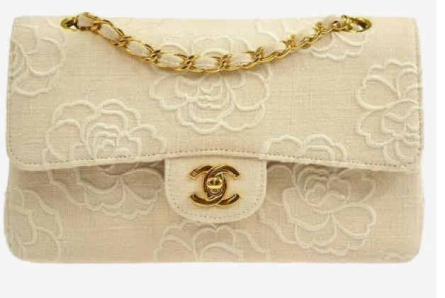 Chanel dupe😍

#LTKSummerEdit #LTKSaleAlert #LTKItBag