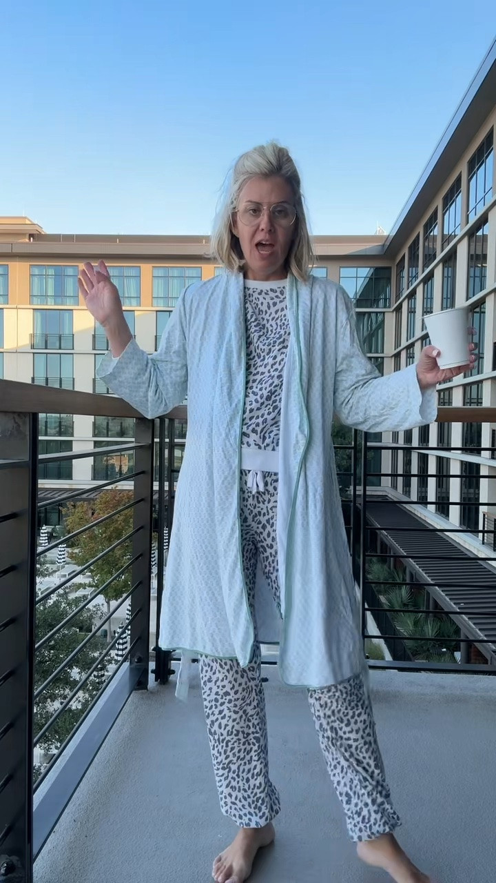 Never leave home without my Lake robe…like never.

#LTKTravel #LTKCon #LTKmorningroutine