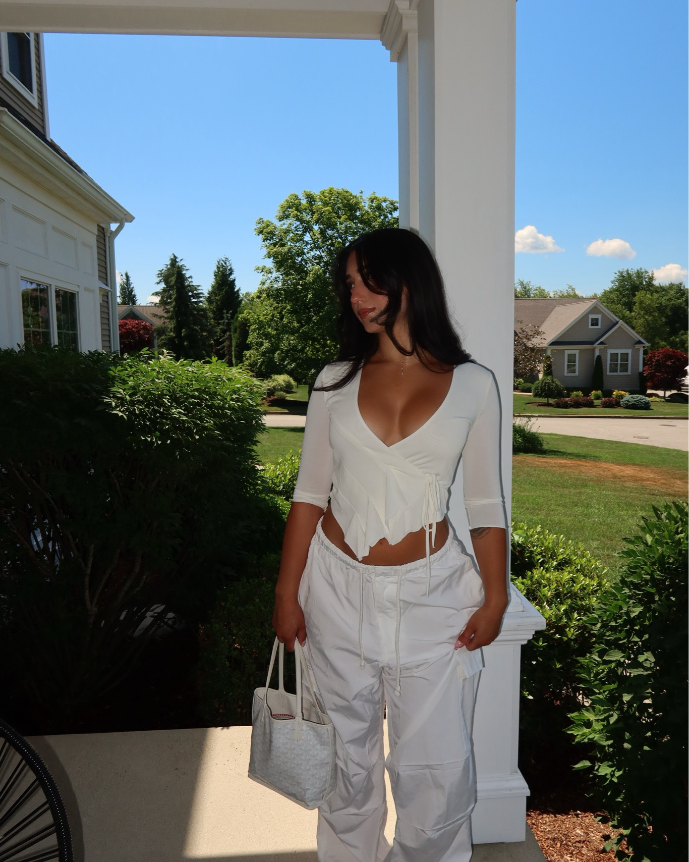 Pants are local European size s/m
I’m wearing an xs in the top
