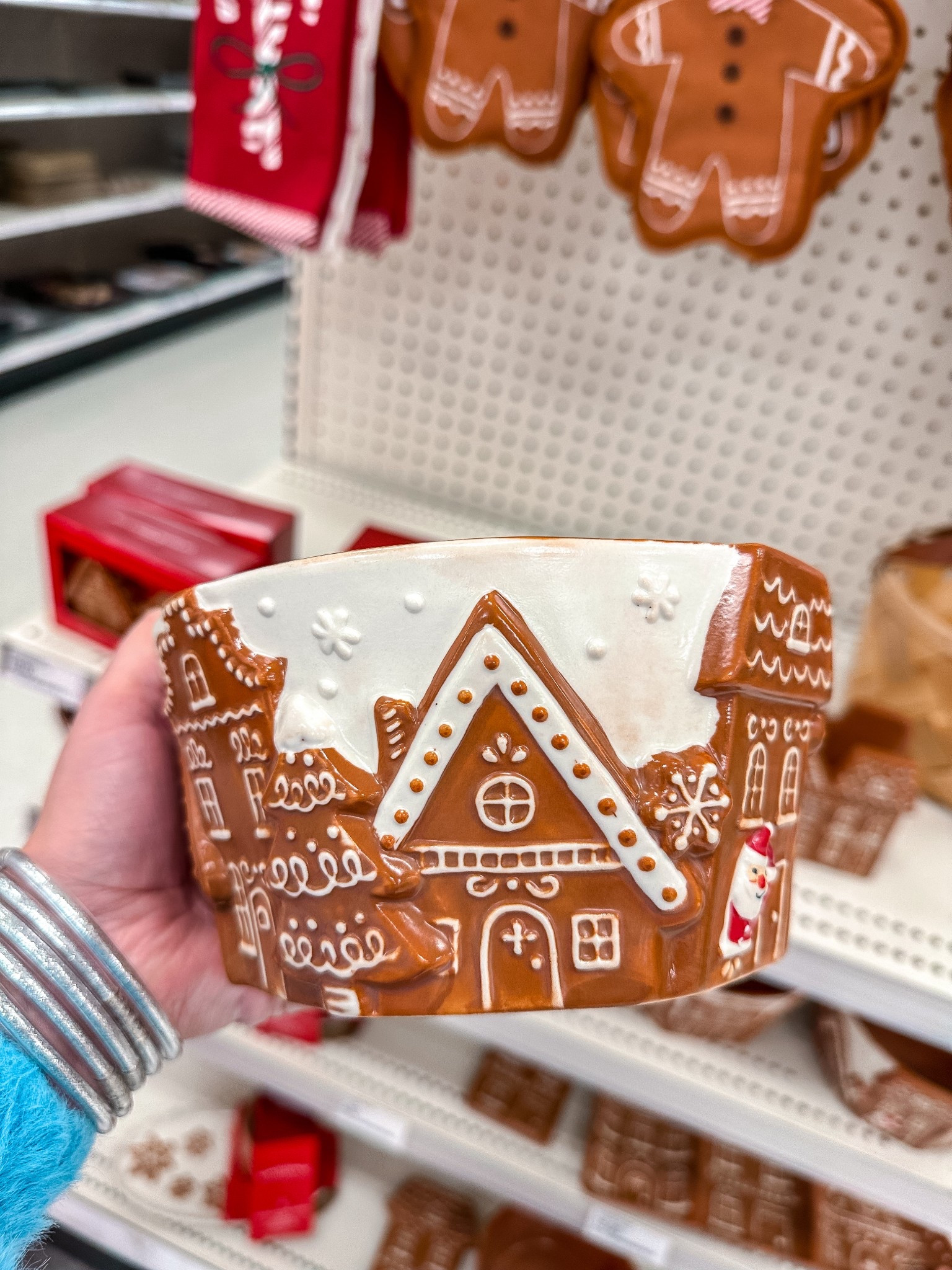 ✨ The sweetest drop at Target! 🍪
Bring home the exclusive Gingerbread collection — from cozy mugs to cookie jars and everything in between. Perfect for holiday baking, gifting, or making your kitchen smell like sugar and spice. 🏠🎄

Shop my Gingerbread picks now 🍯 #TargetFinds #LTKHoliday #TargetHoliday #LTKHome #Kaycdello #LTKGiftGuide

#LTKHoliday #LTKGiftGuide #LTKCyberWeek