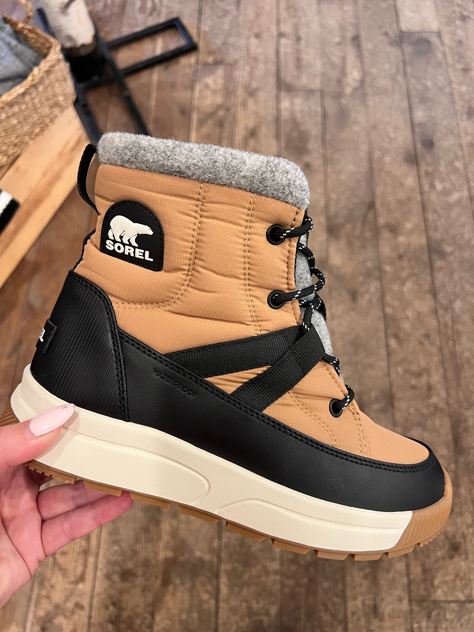 Fall Winter Favorite SOREL Boot - fall style, winter style #fallstyle #winterstyle #boots 

#LTKStyleTip #LTKSeasonal #LTKShoeCrush