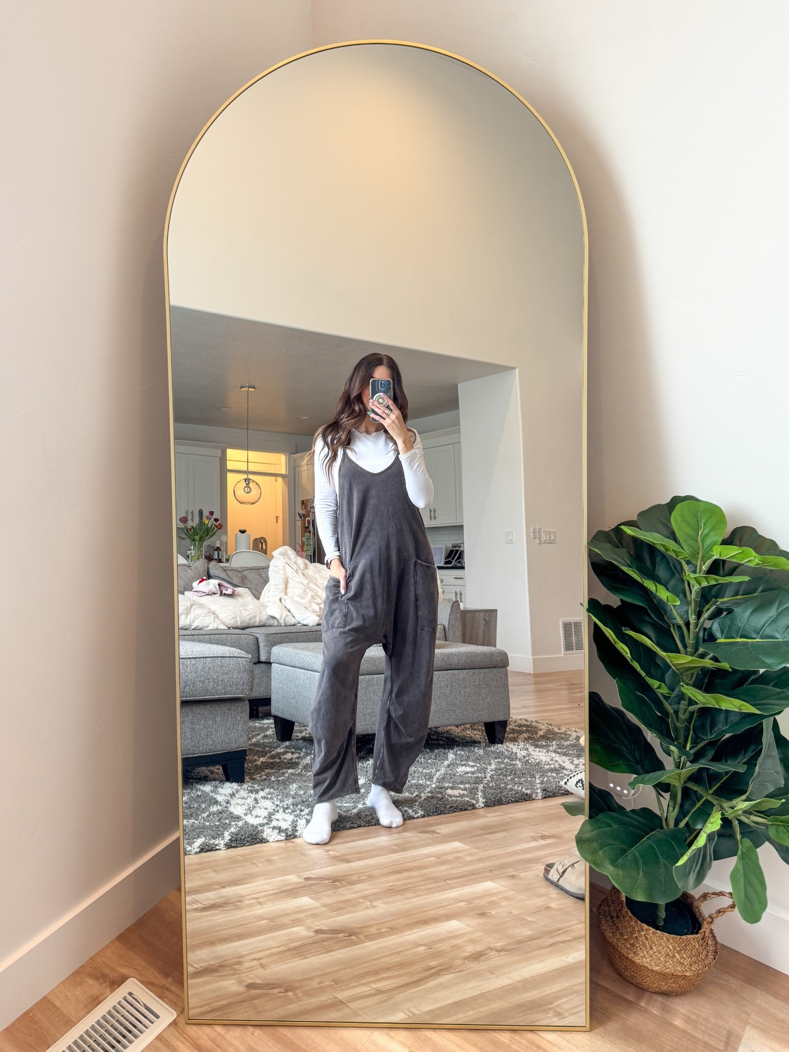 Size down on jumpsuit - I’m wearing a small (linking a similar one as well that is more affordable) 
Shirt is a few years old so I linked similar ones with good reviews

Style with clogs or sneakers 


Everyday Romper | Cozy Style | Comfortable Style | Casual Jumpsuit | Easy Style

#LTKStyleTip #LTKMidsize