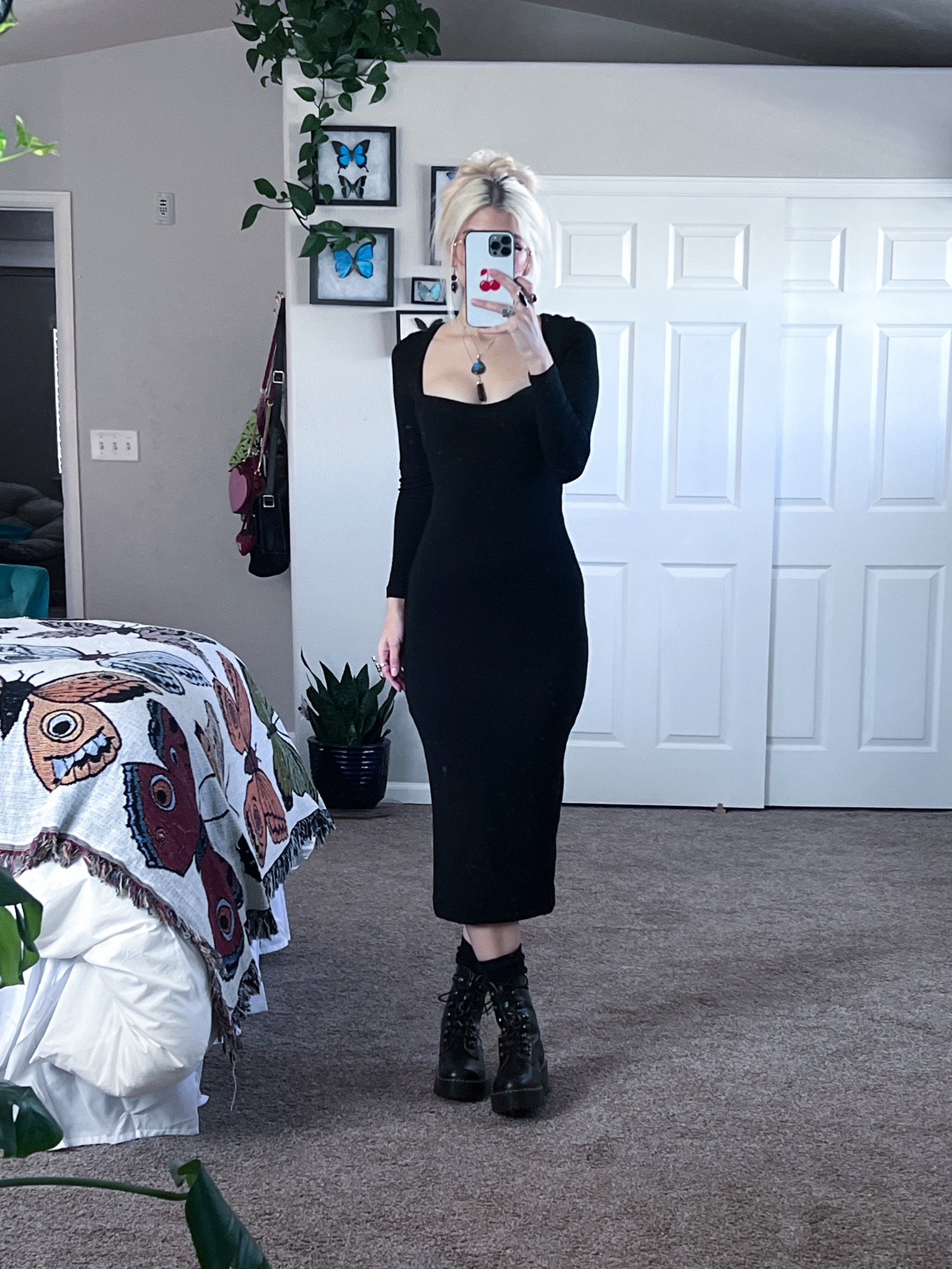 Little black dress 🖤🕷️

#LTKstyletip #LTKHalloween #LTKSeasonal