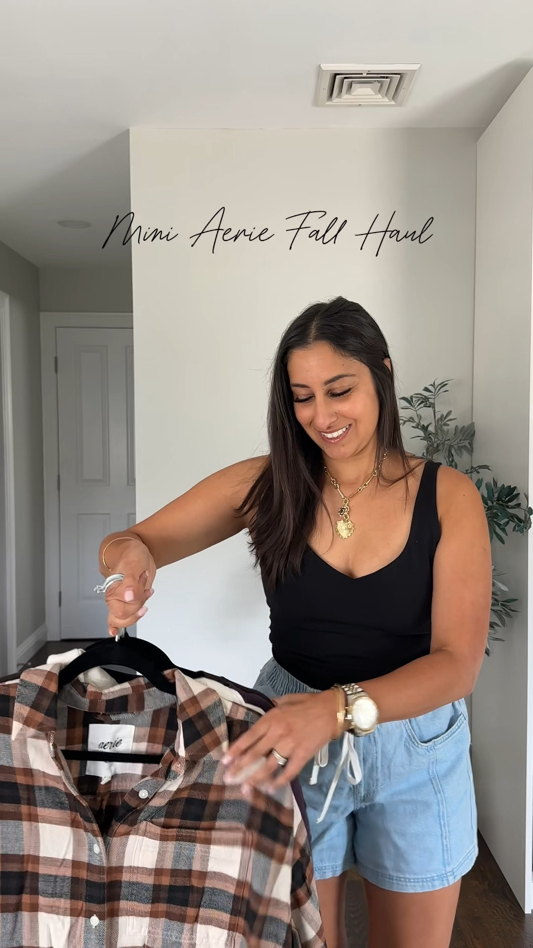 Mini fall haul! Love these pieces from Aerie for school drop off or farm days with littles! 🤎 fall is the best time of year and no one can convince me otherwise!! ✨ this brown plaid shirt has the perfect tones and looks good over a black one piece jumpsuit too!
Also found my brown adidas fully in stock!

Aerie haul, fall haul, brown plaid, aerie finds, burgundy sweatshirt, chocolate brown, brown sweater, brown sweatshirt, petite jeans, petite denim

#LTKStyleTip #LTKPetite #LTKSeasonal