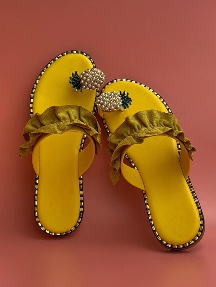 Pineapple Toe Ring Decor Thong Sandals | SHEIN