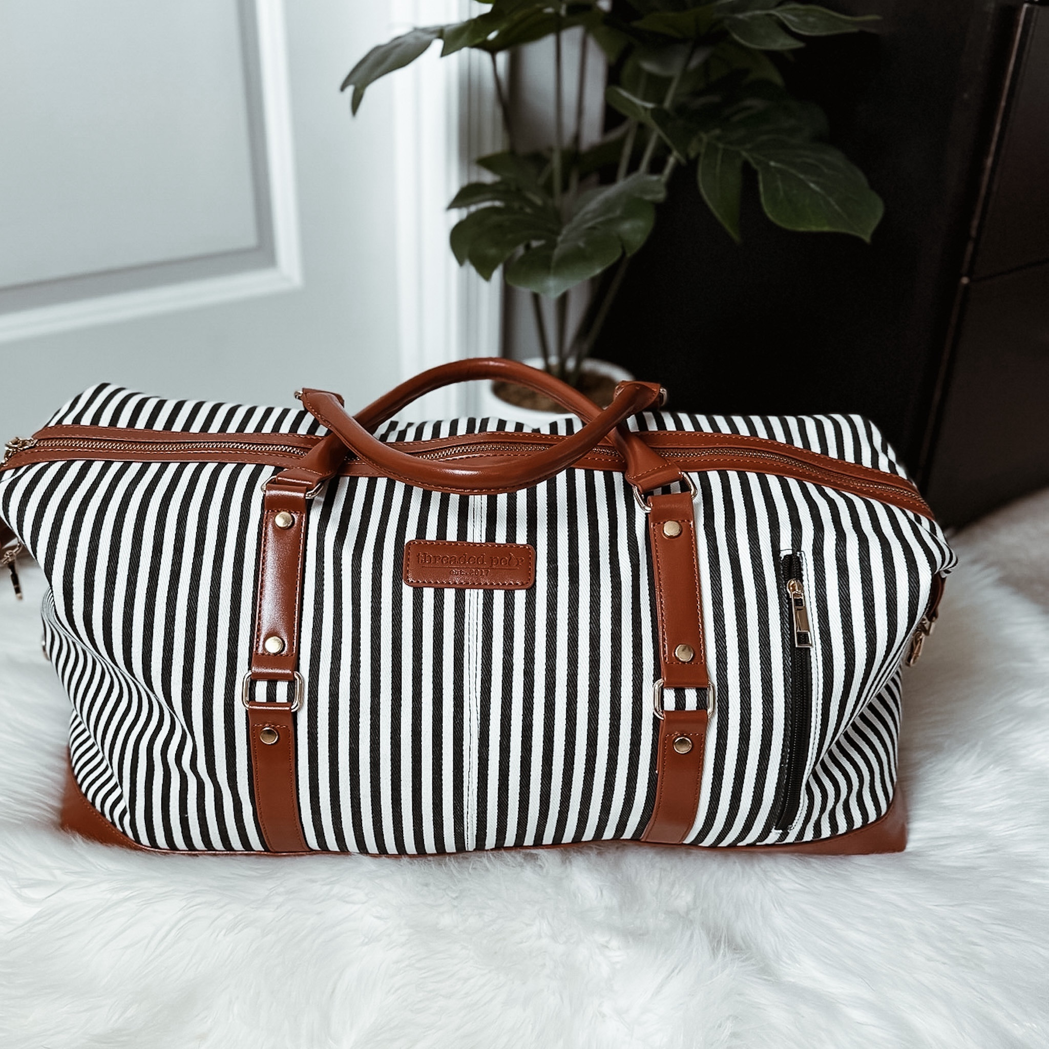 Travel duffle for a mini getaway 

#LTKTravel #LTKFindsUnder100 #LTKItBag