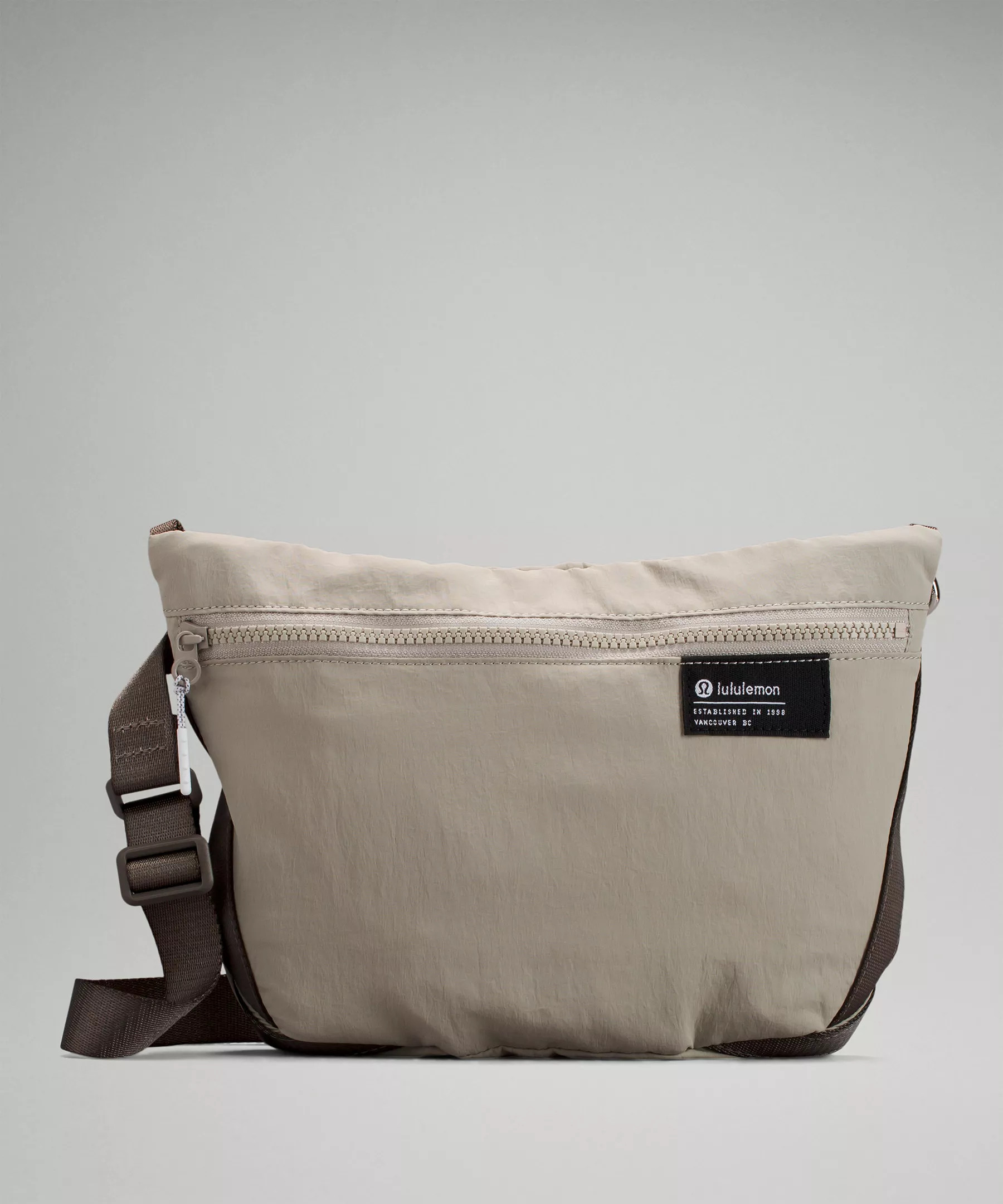 Clean Lines Crossbody Bag | Lululemon (US)
