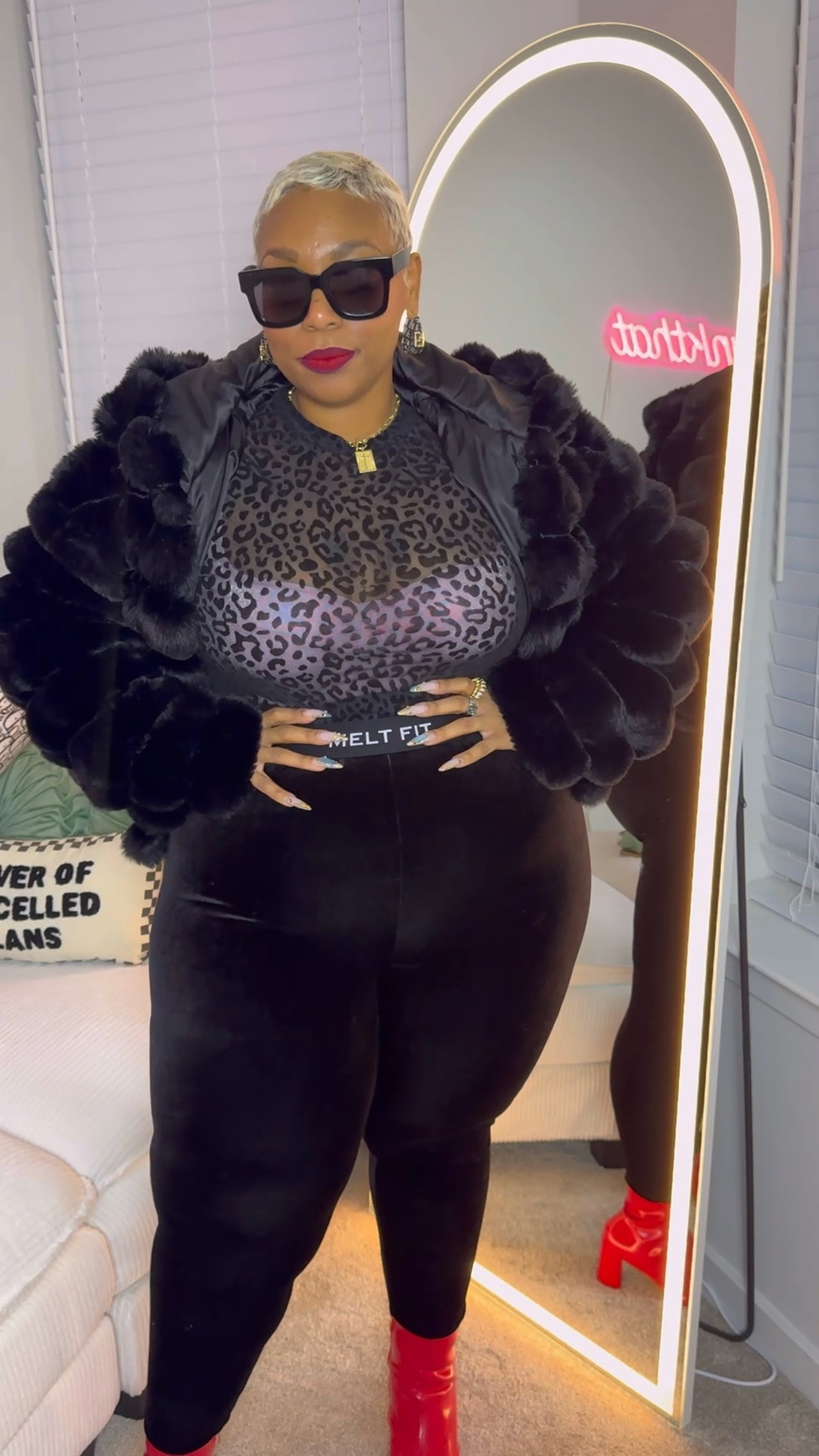 Day 6 OOTD deets babes 💓♥️! Exact leggings MeltFit and MELTFIT was voted one of Oprah’s Favorite 2 times in a row 😌

#LTKValentine #LTKootd #LTKPlusSize