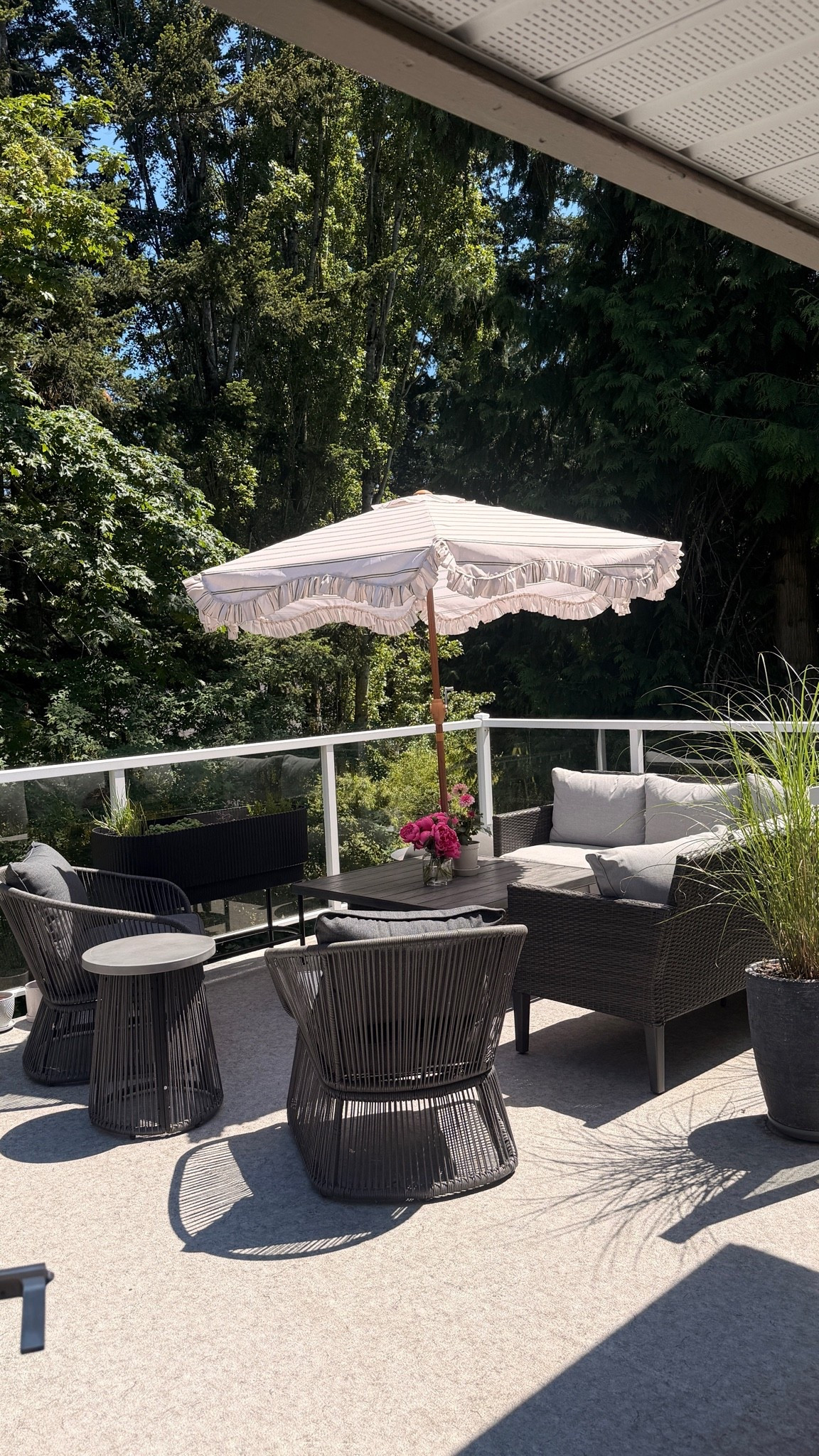 Summer ready with the patio set and self watering planter 😍😍

#LTKcanada #LTKsummer