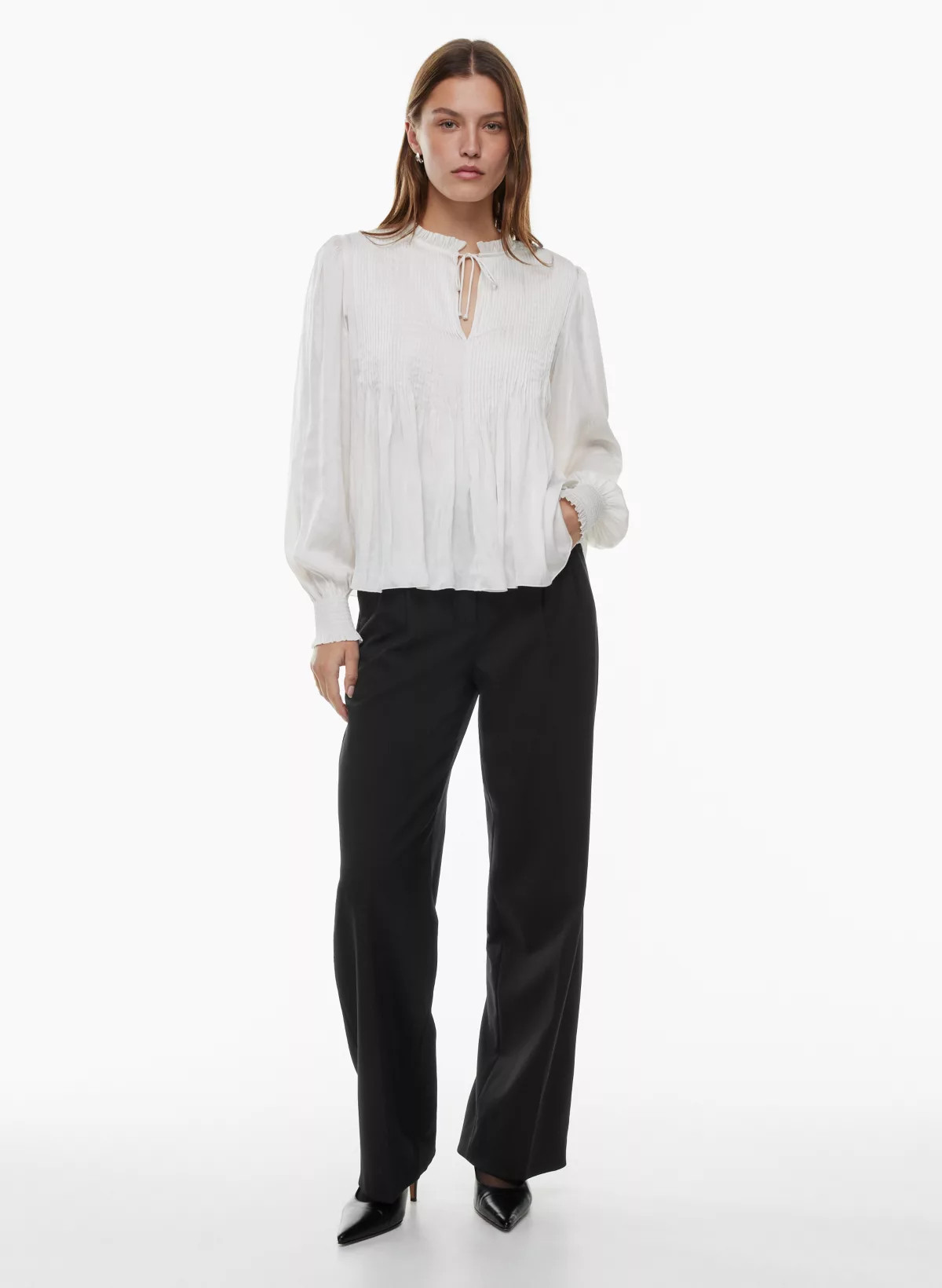 THE EFFORTLESS PANT™ | Aritzia
