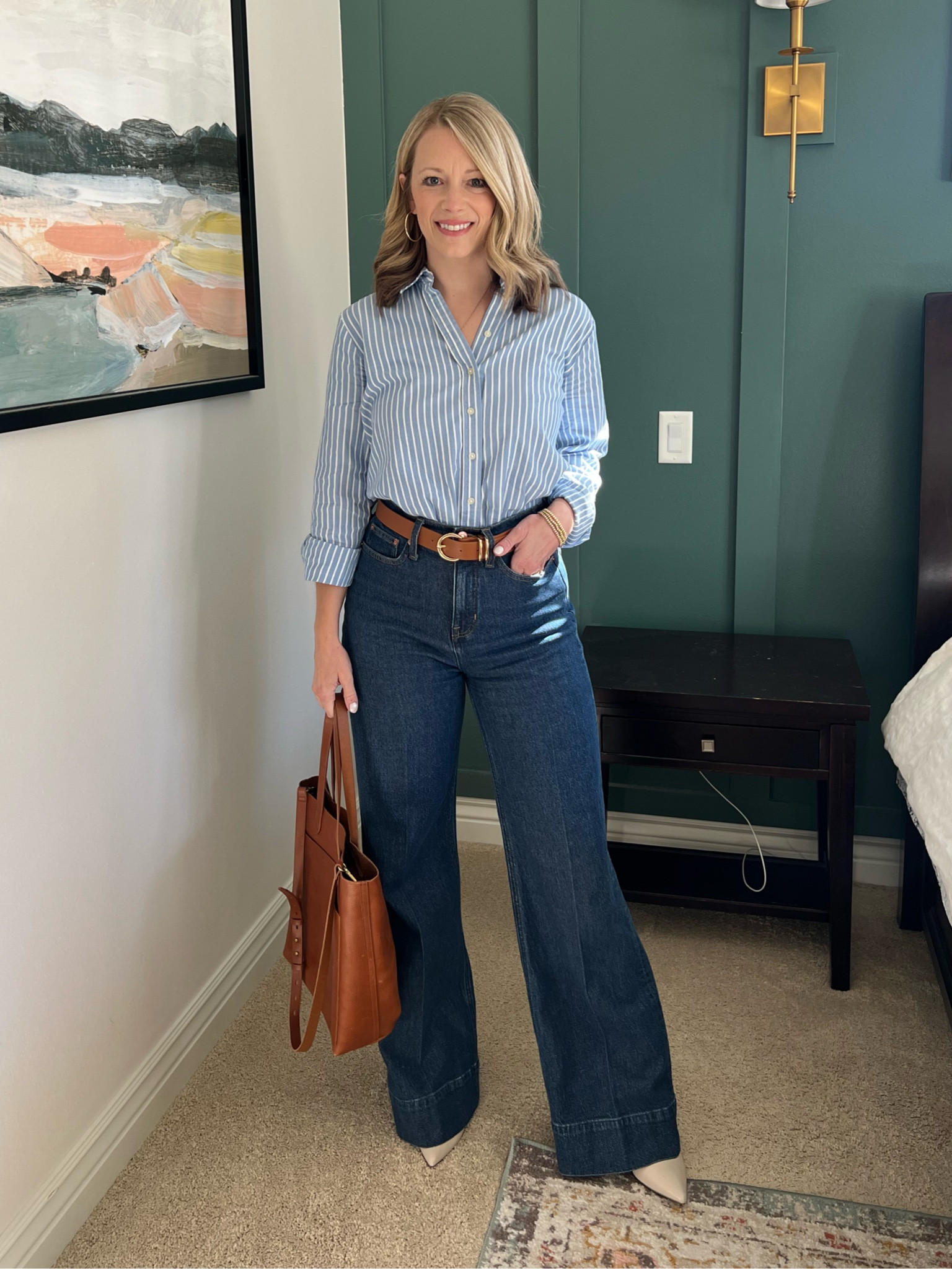 You guys.. these jeans are 10/10.  Paired them with a button down and some heels to go listen to the girls play piano in chapel todat! 

#LTKshoecrush #LTKSeasonal #LTKstyletip