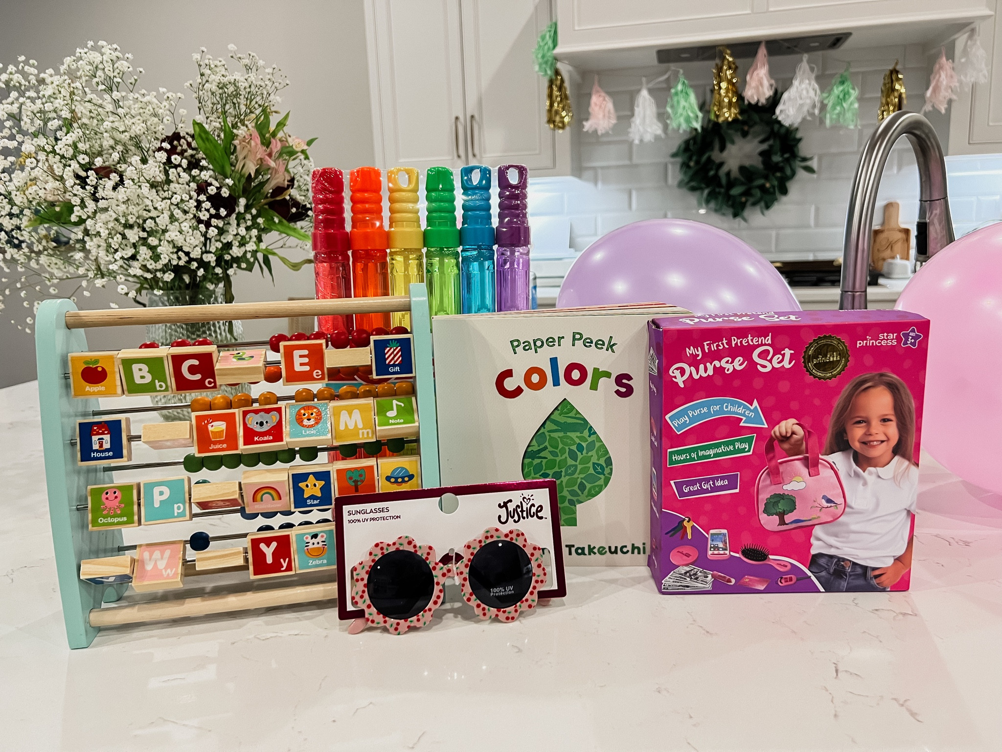 Budget friendly birthday gifts for my 2 year old girl! 

Girl daughter gifts purse two three year old toddler girl birthday 