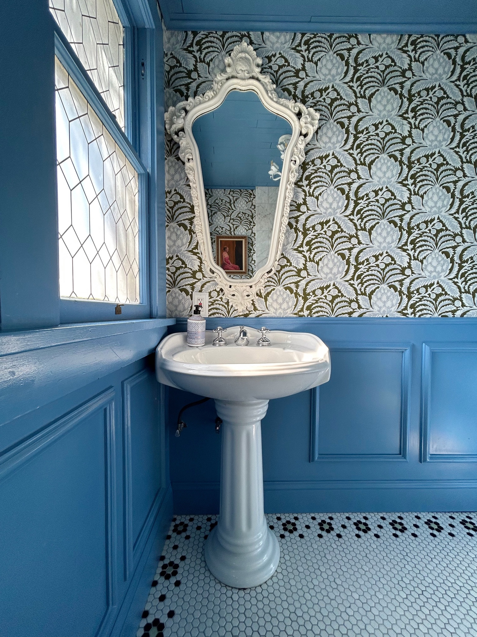 Girls Bathroom Remodel