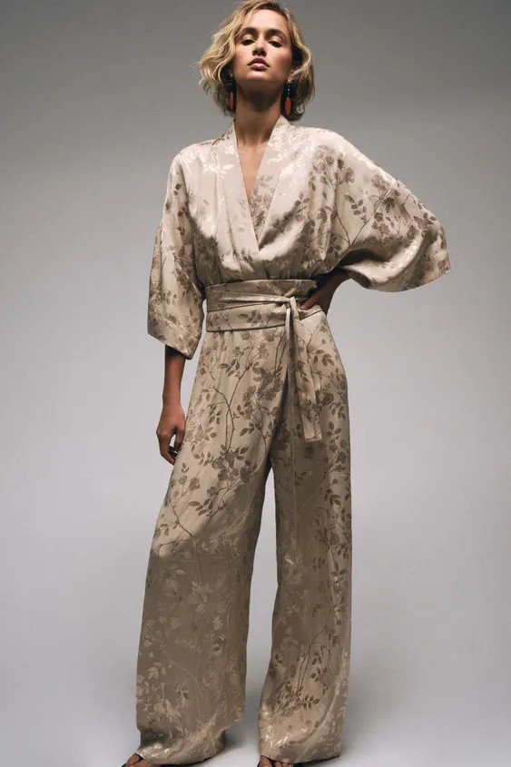Soft gold8356/514/307 | Zara US