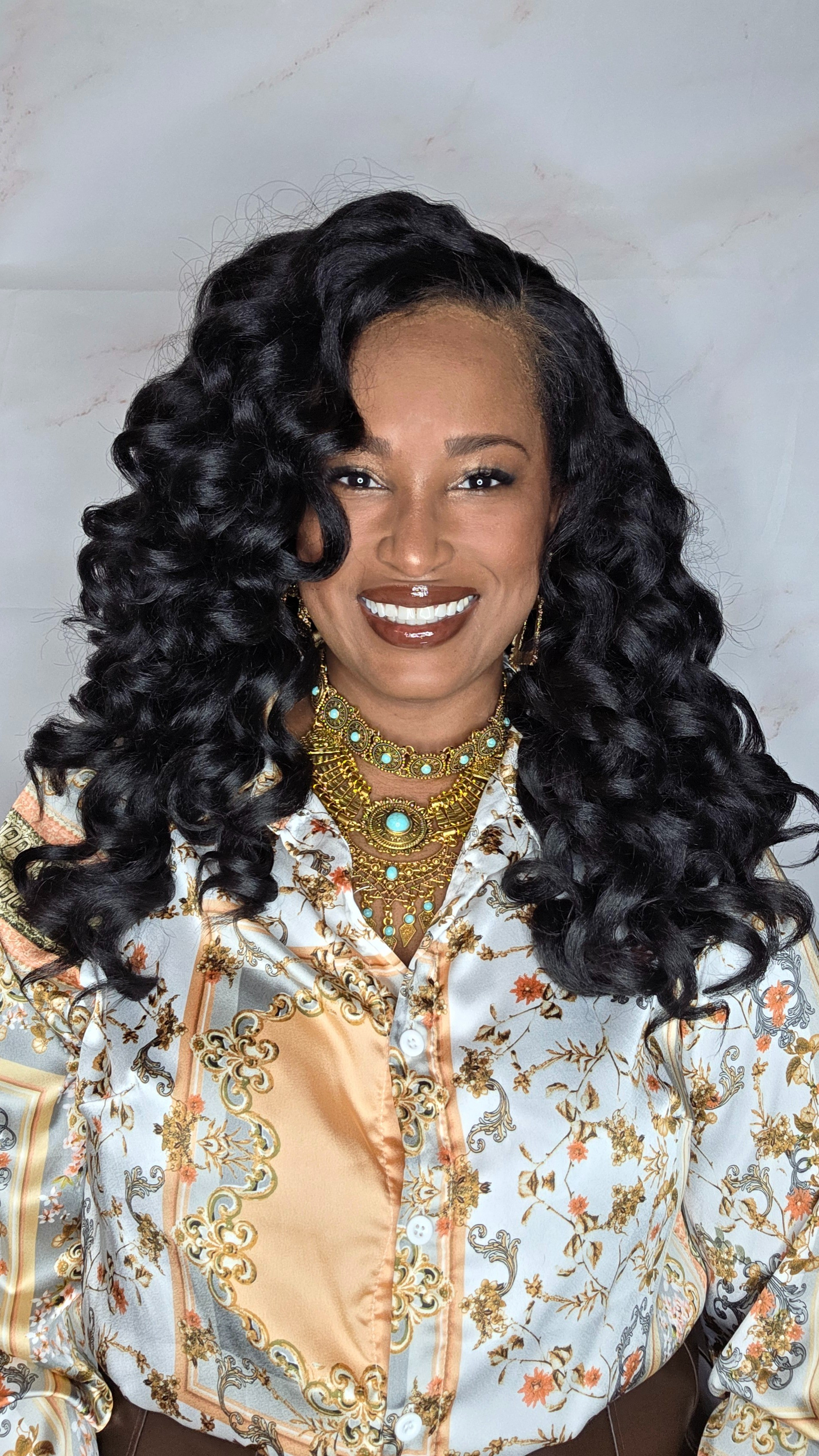 Sensationnel Curls Kinks & Co Glueless Textured HD Lace Front Wig - Y-PART KINKY WAND CURL 20" - Kinky Edges

#LTKHoliday #LTKPlusSize #LTKBeauty