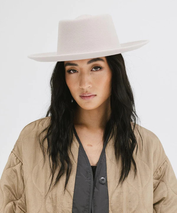 Ginger Gambler | Gigi Pip