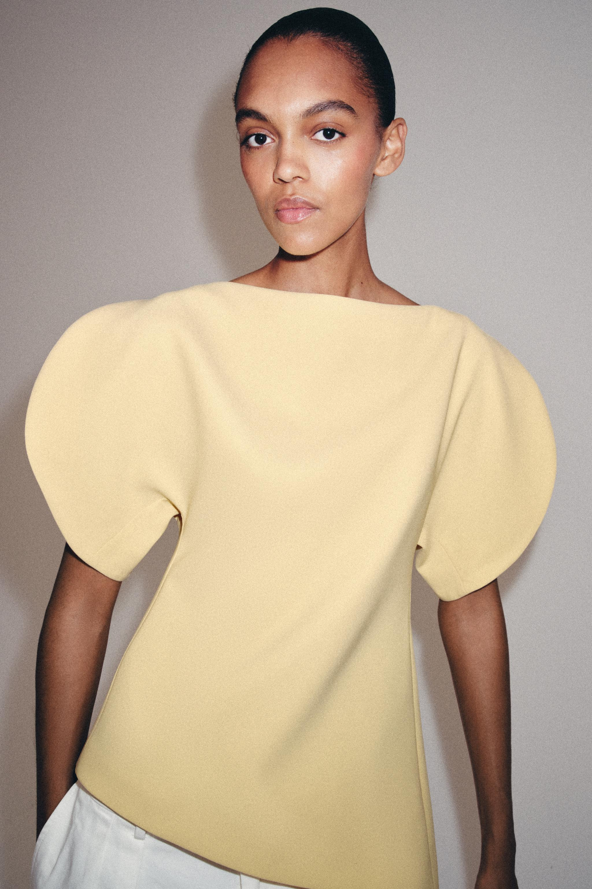 ZW COLLECTION PUFF SLEEVE TOP | Zara UK
