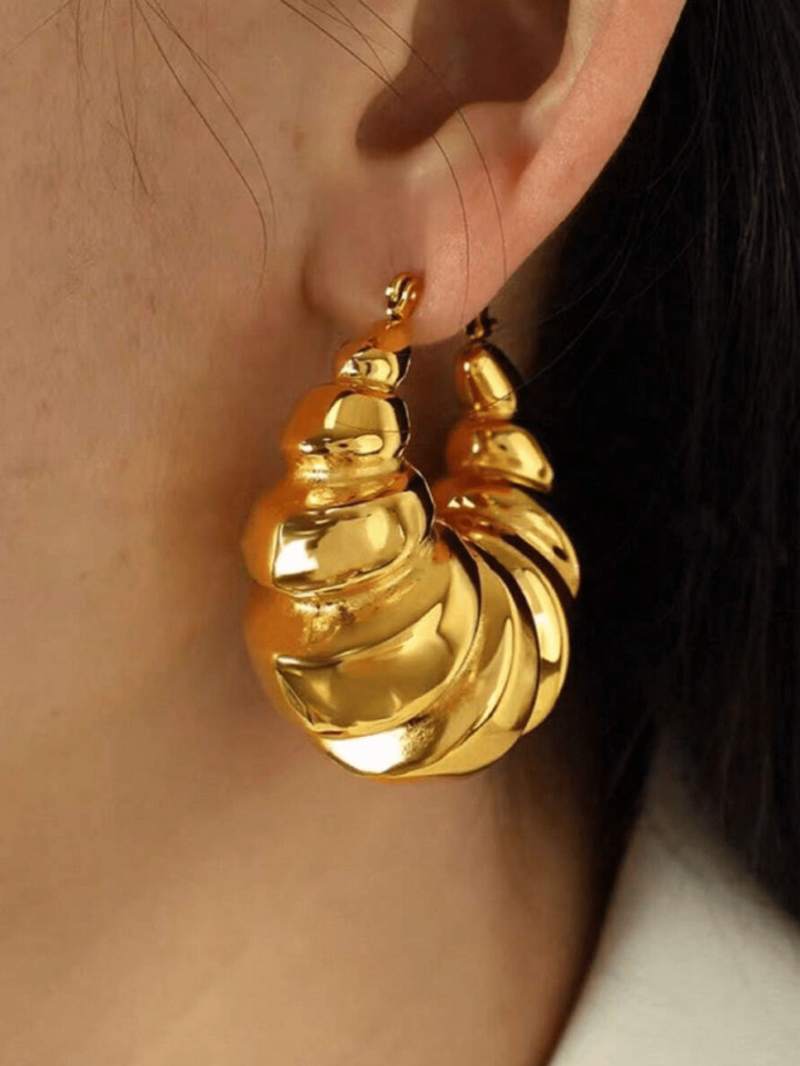 1 Pair Of Fashionable Thick Metallic Finish Round Hoop Earrings For Women, All-Season Jewelry | SHEIN