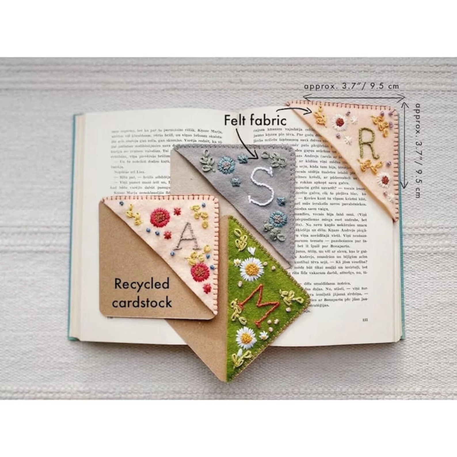 Personalized Hand Embroidered Corner Bookmark- 26 Letters and 4 Seasons- Book Corner Decoration- ... | Etsy (US)