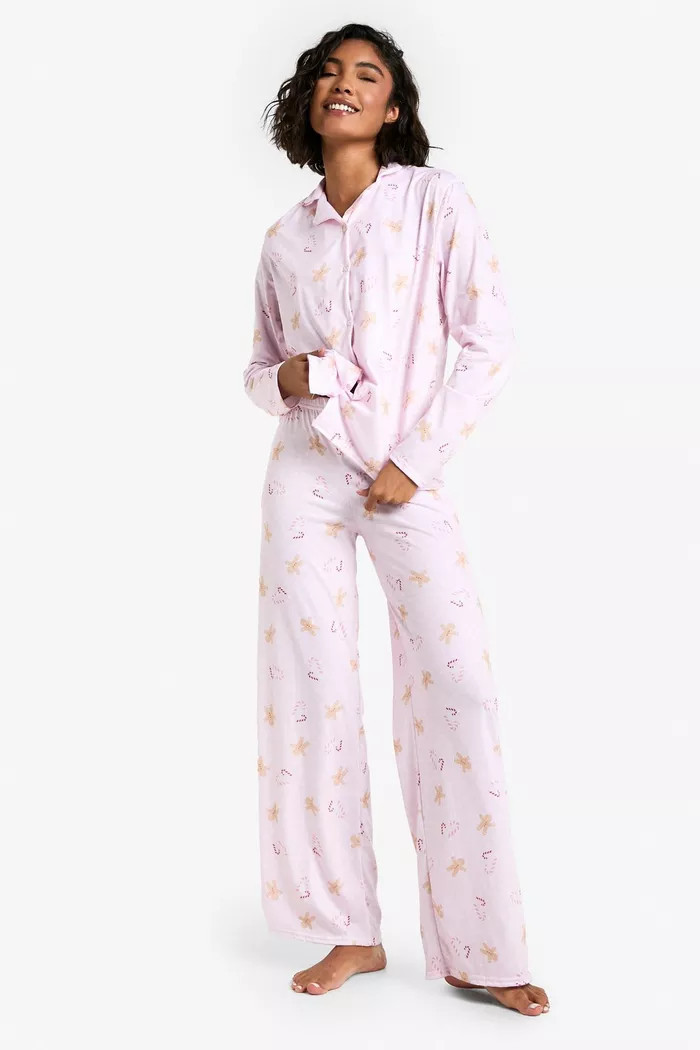 Tall Gingerbread Man Print Pajama Set | boohoo (US & Canada)