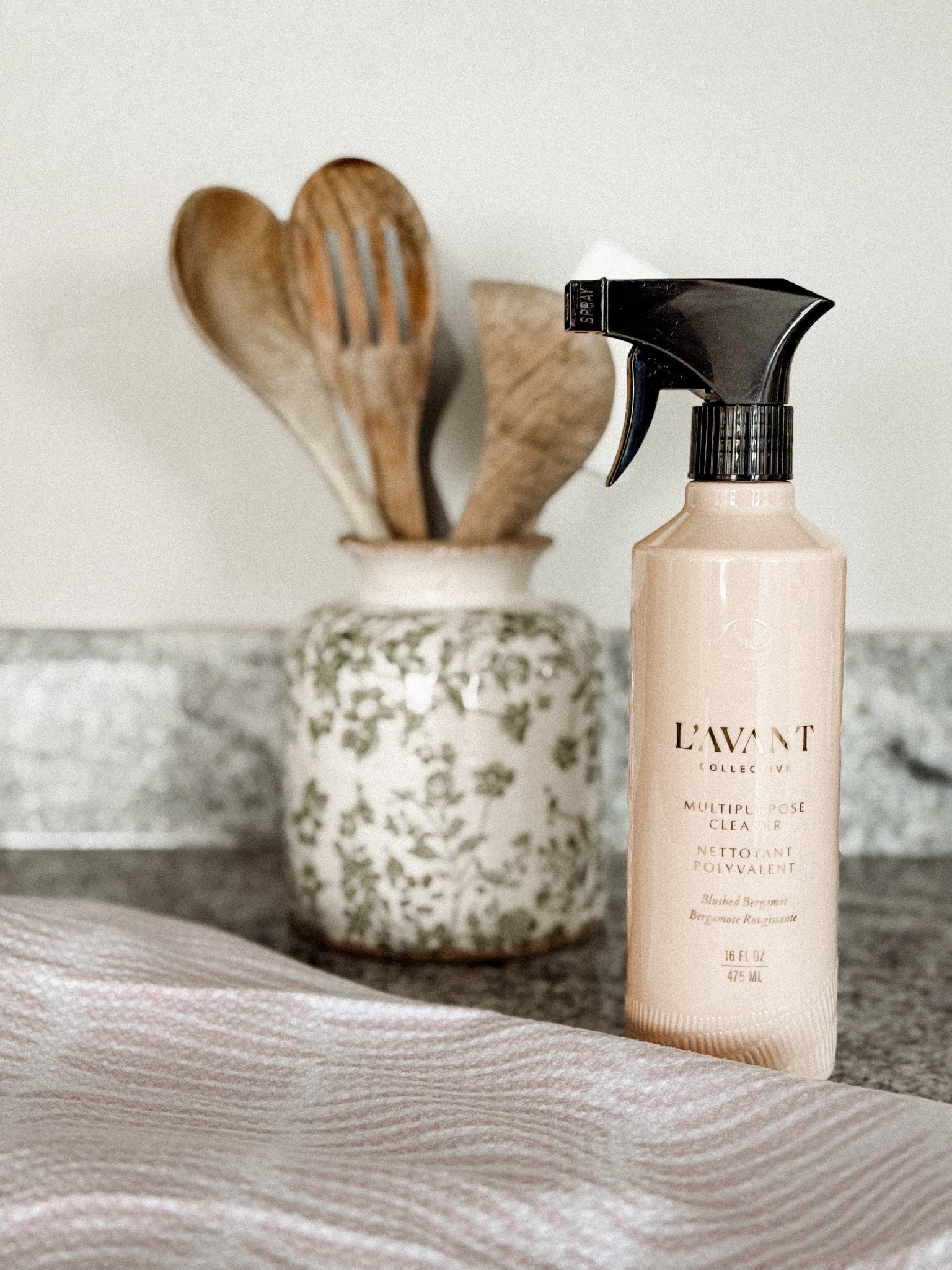 if you want something that actually works but still looks good on your counter, this is it ♥️ 
plant-based, streak-free, and the scent is so clean! use code MeganMcQueen for 20% off!

@lavantcollective 
#ad

#LTKHome #LTKSeasonal #LTKdayinmylife