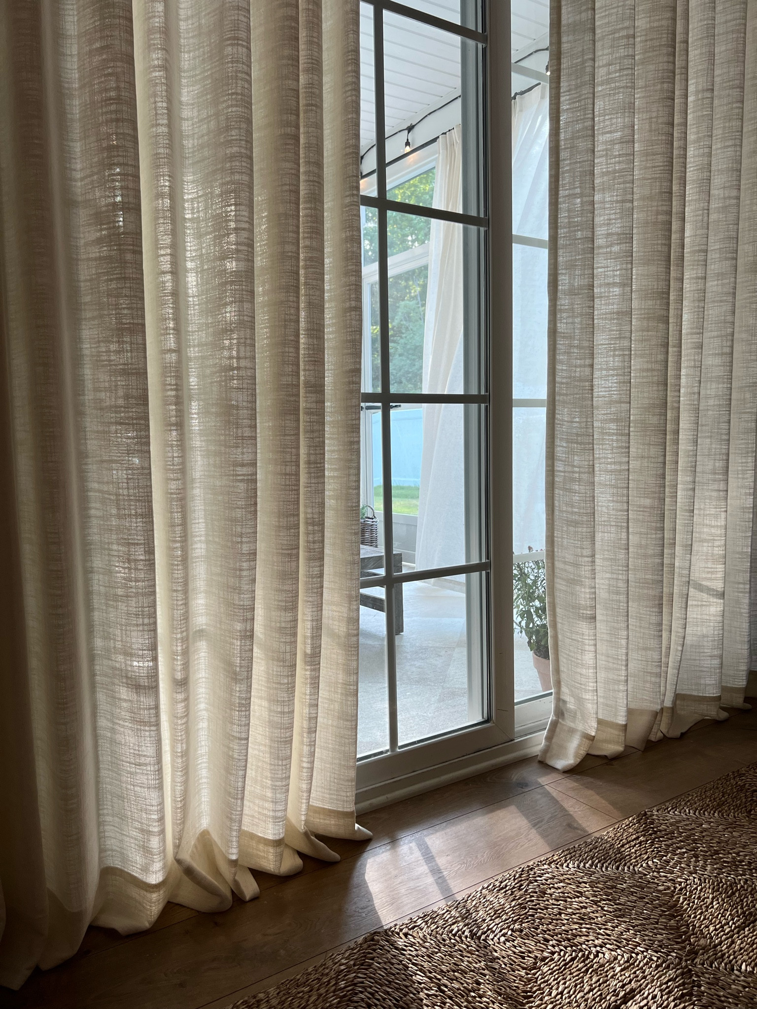 My curtain info
Liz
pinch pleats 
W50” L 102”
2 panels,  Ivory White
Nonlinear attache

@twopagecurtains #twopagehome

#LTKhome