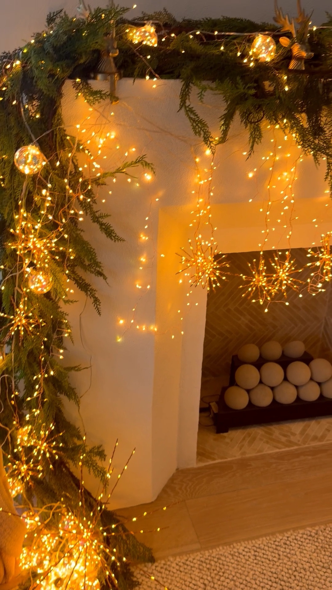 Christmas decor 
@shopterrain
#terrainpartner 

#LTKHome #LTKHoliday #LTKSeasonal