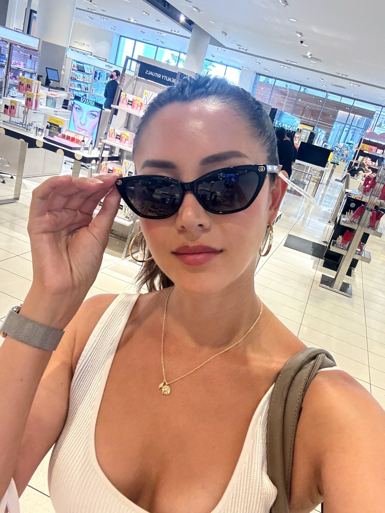 Tried on so many of the in store sunnies but this was the only pair I really liked 😍😍 they have a bigger and better selection online too!

#LTKSaleAlert #LTKOver40