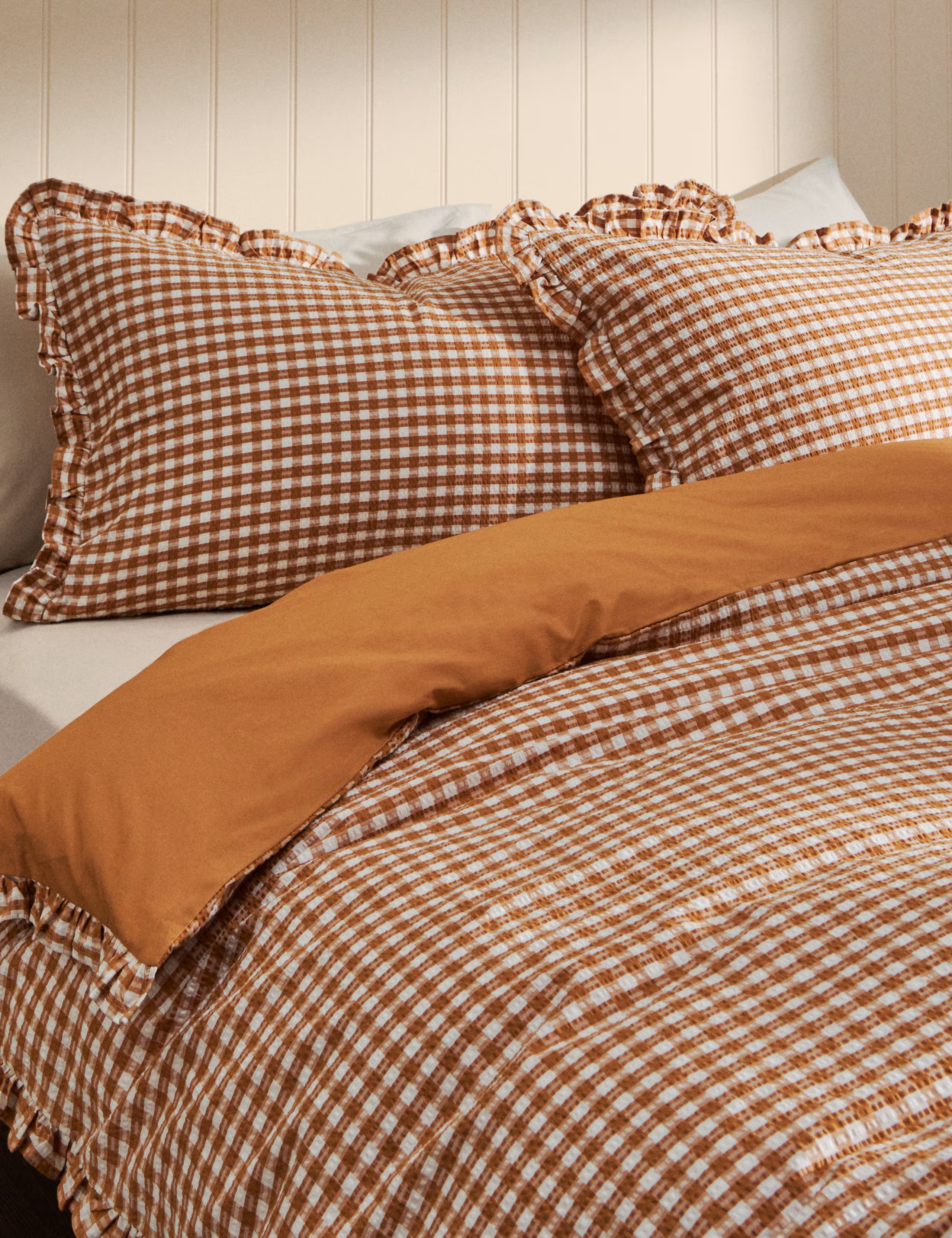 Pure Cotton Gingham Ruffle Bedding Set | Marks & Spencer (UK)
