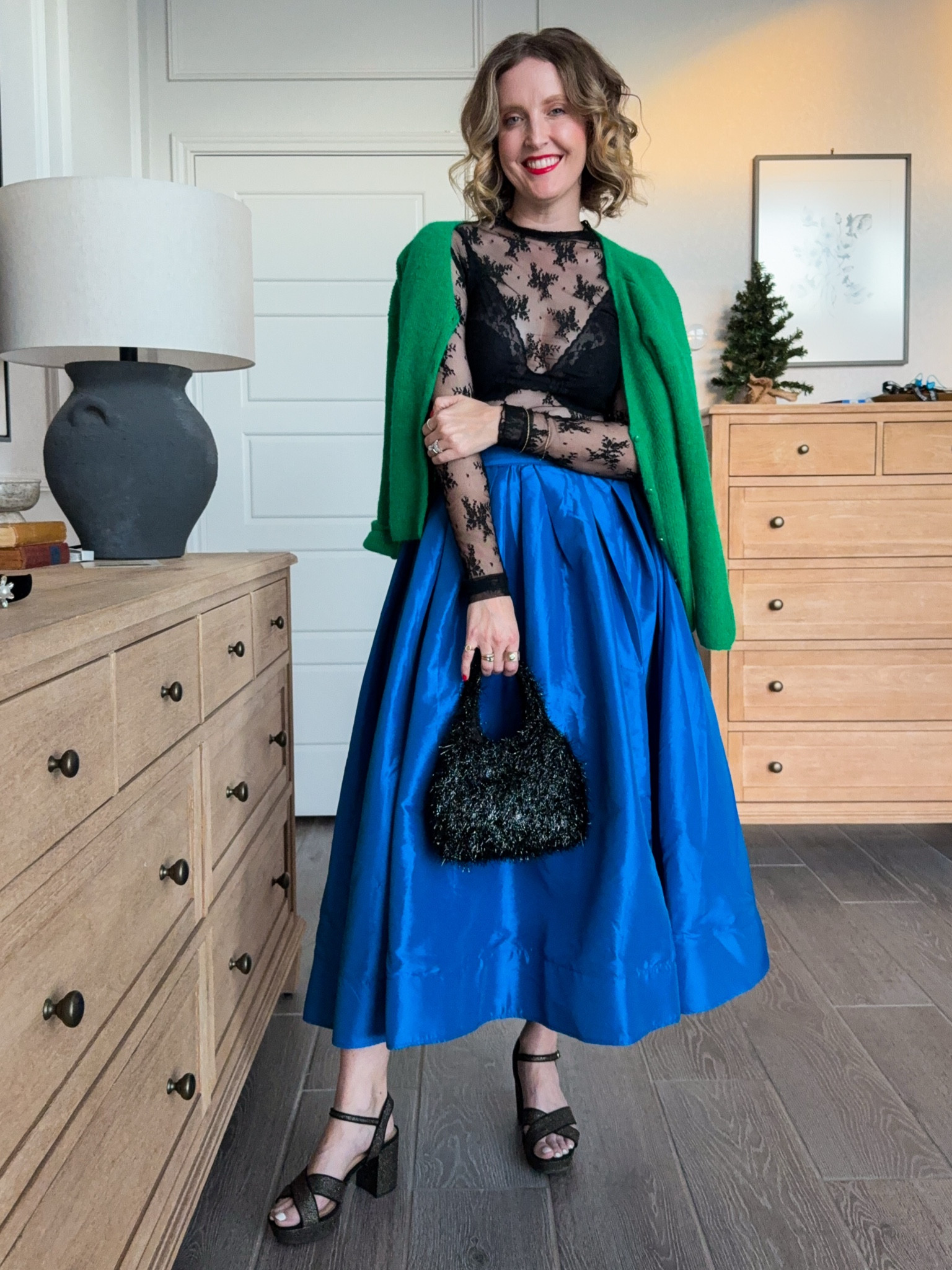 Wearing a medium in top & skirt. XS in cardigan 

#LTKHoliday #LTKStyleTip #LTKSeasonal