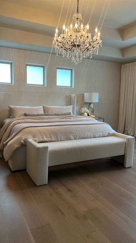 Bedroom decor

Before I spirstuon. White bed. Bench. Arhaus. Transitional decor. Neutral decor. Neutral style. Home decor. Quince  

#LTKStyleTip #LTKHome #LTKFamily