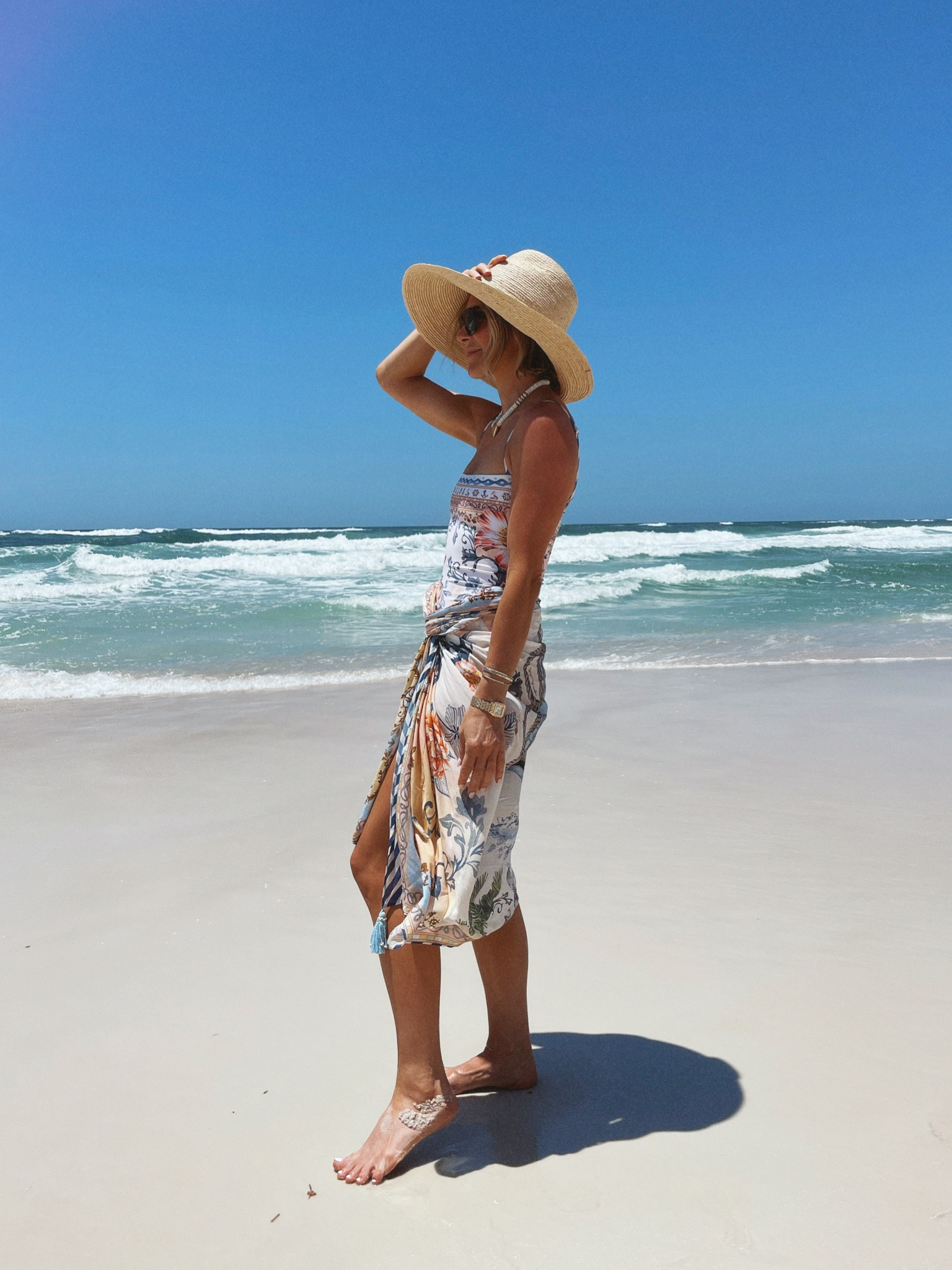 Swimsuit and cover up and accessories 