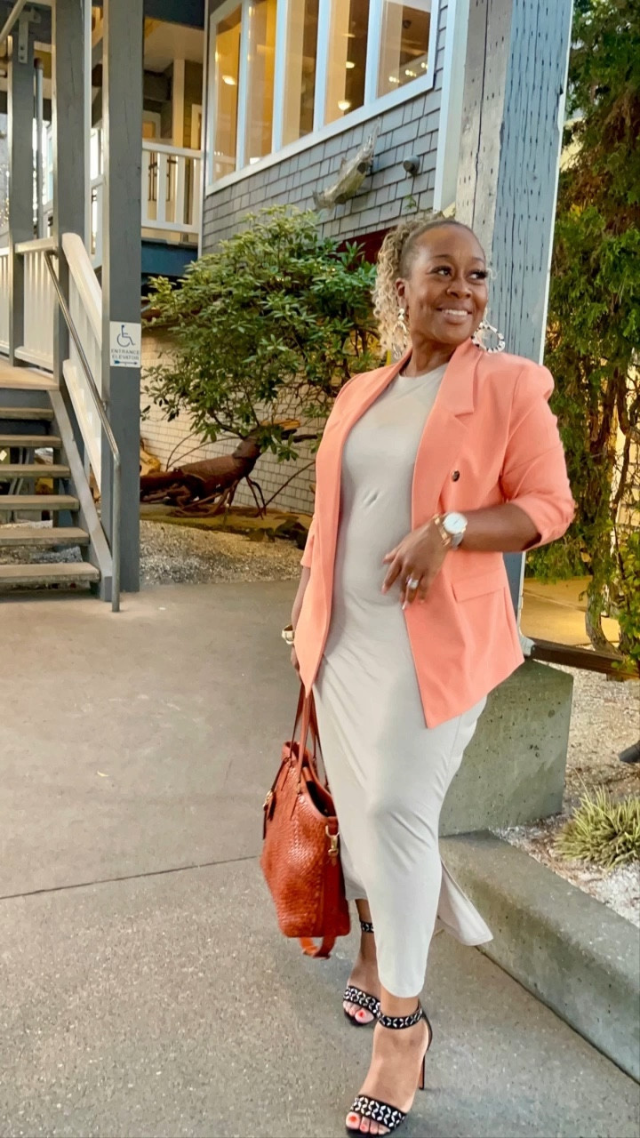 Mother’s Day weekend! 💐 #LTKxNSale
#LTKshoecrush #LTKstyletip #LTKsalealert
Blazer: New York & Co
Dress: H&M
Shoes: Alaia
Bag: Cole Haan
