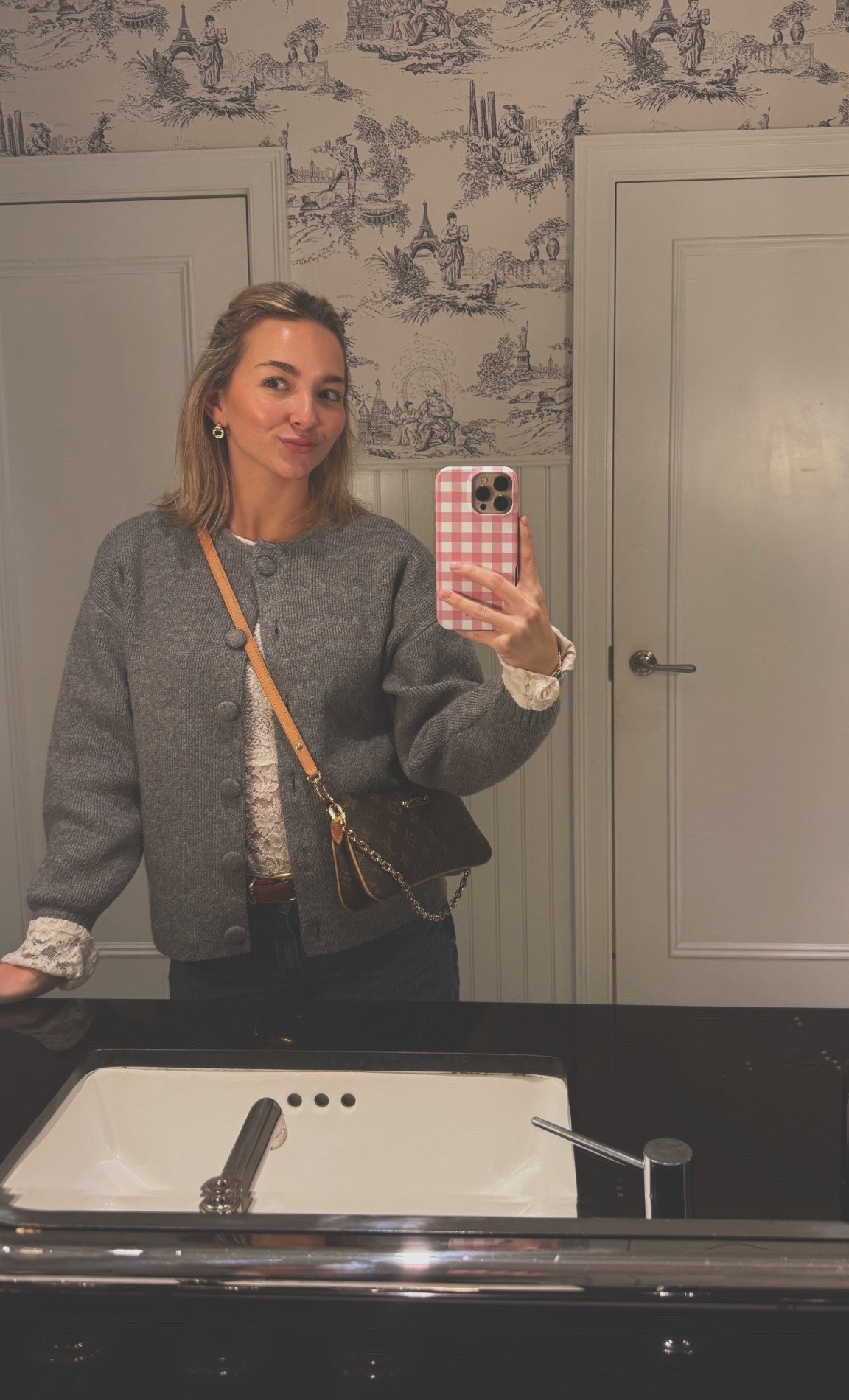 Shopping in Atlanta today! 

#LTKgrwm #LTKdayinmylife #LTKootd