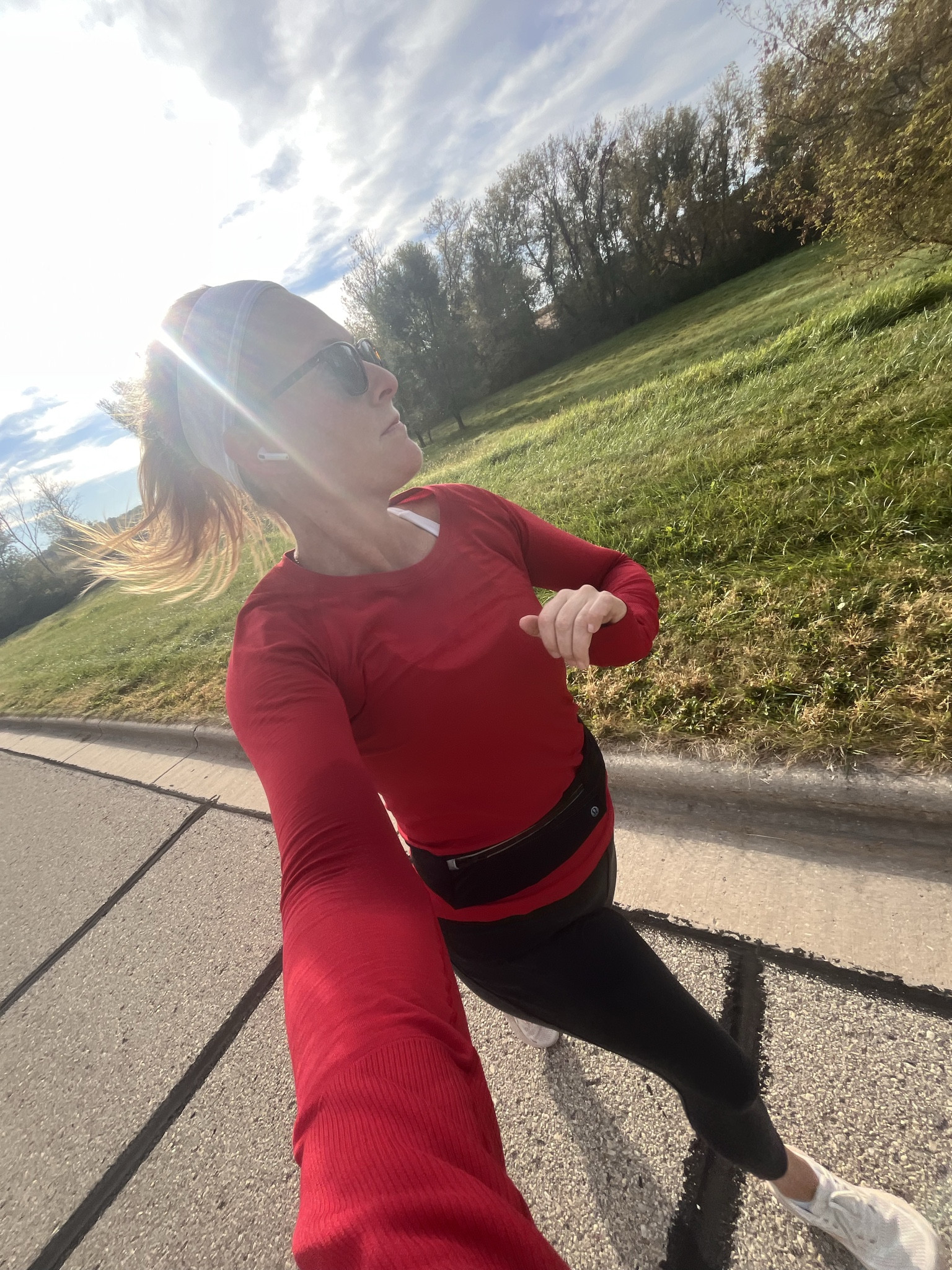 Outdoor run outfit 

#LTKCyberWeek #LTKFindsUnder50 #LTKActive