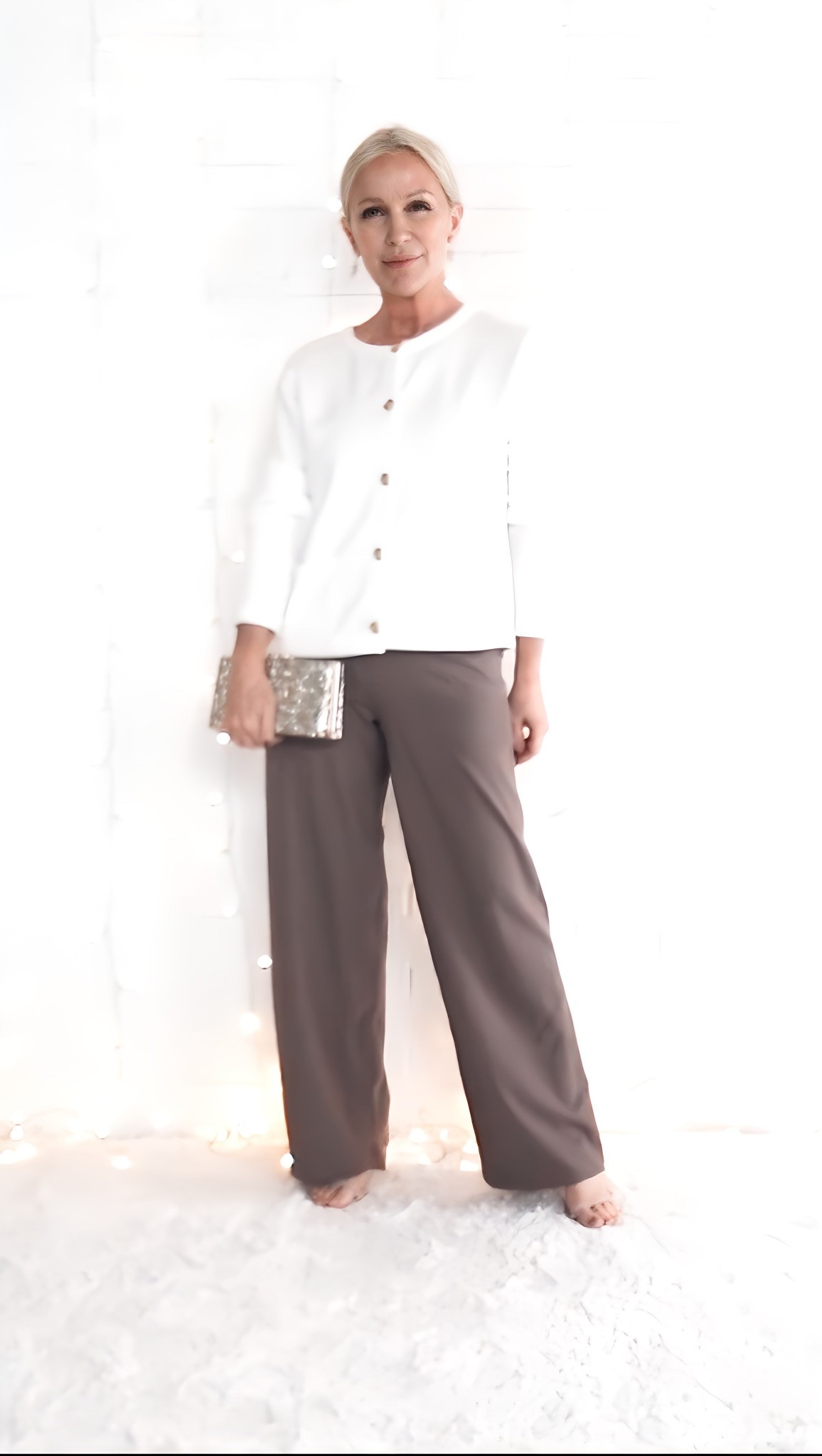 You deserve to feel comfortable and chic right now — not 10 pounds from now. Yes — these are the viral yoga pants again, styled with intention and elegance. When you pair comfortable, forgiving pieces with clean lines and a refined palette, they read elegant, not casual. Style doesn’t disappear on imperfect days — it adapts. 

#LTKOver40 #LTKPetite #LTKselfcare