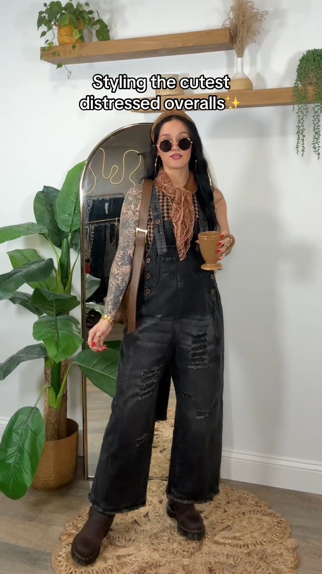 I’m 5’3 & 133 in a small✨ the top I’m wearing in the first clip is from 2 the piece set I linked below! ♥️